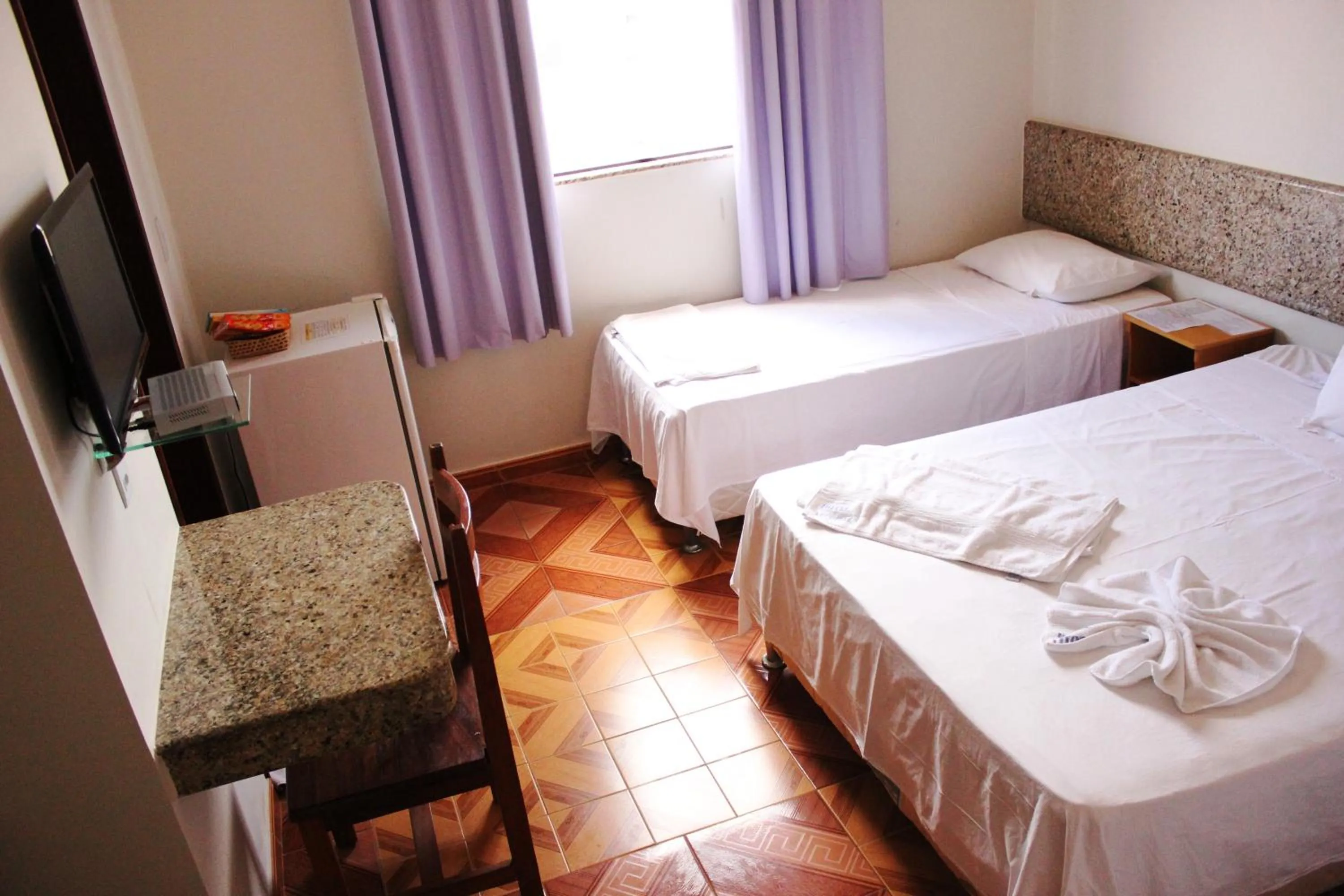 Bedroom, Bed in Hotel Litoral