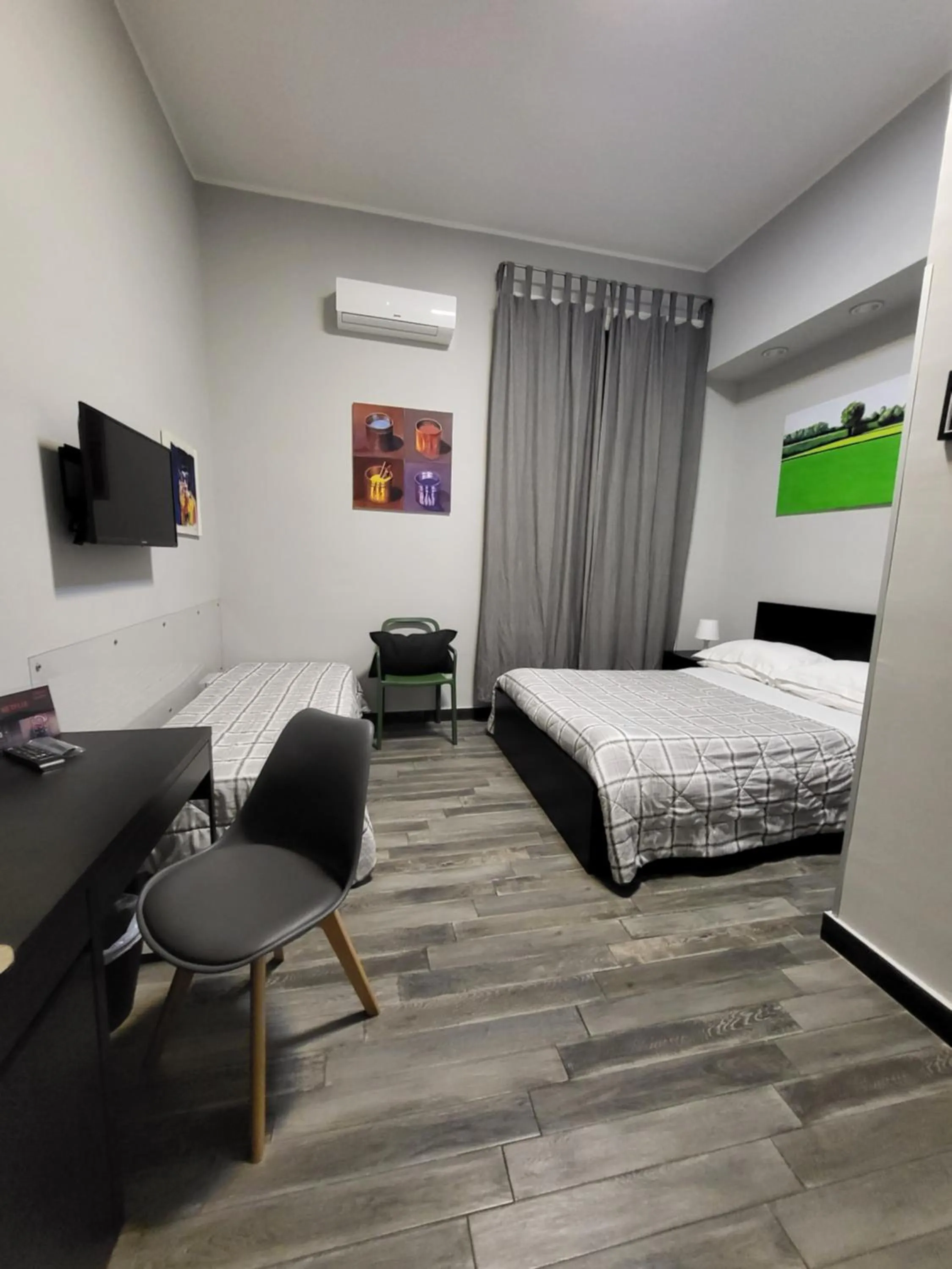 Photo of the whole room, Bed in Caio Duilio B&B