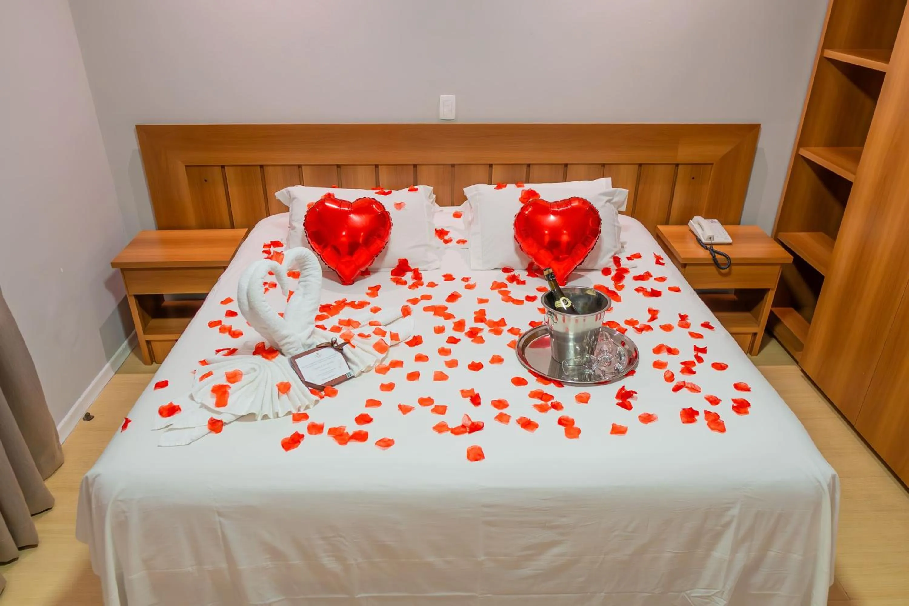 Bedroom, Bed in Pousada Nacional Inn Campos do Jordão