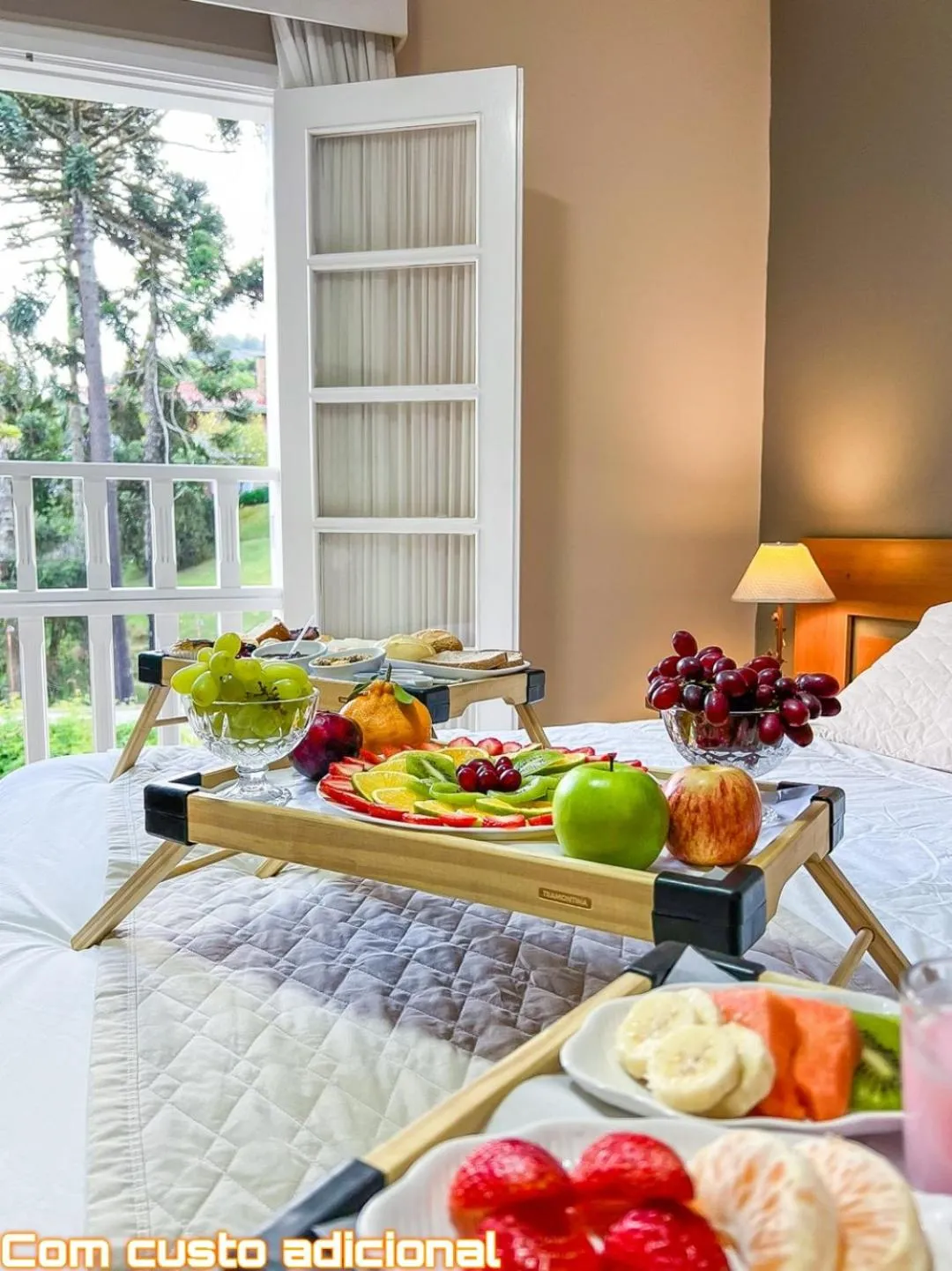 Buffet breakfast in Pousada Nacional Inn Campos do Jordão