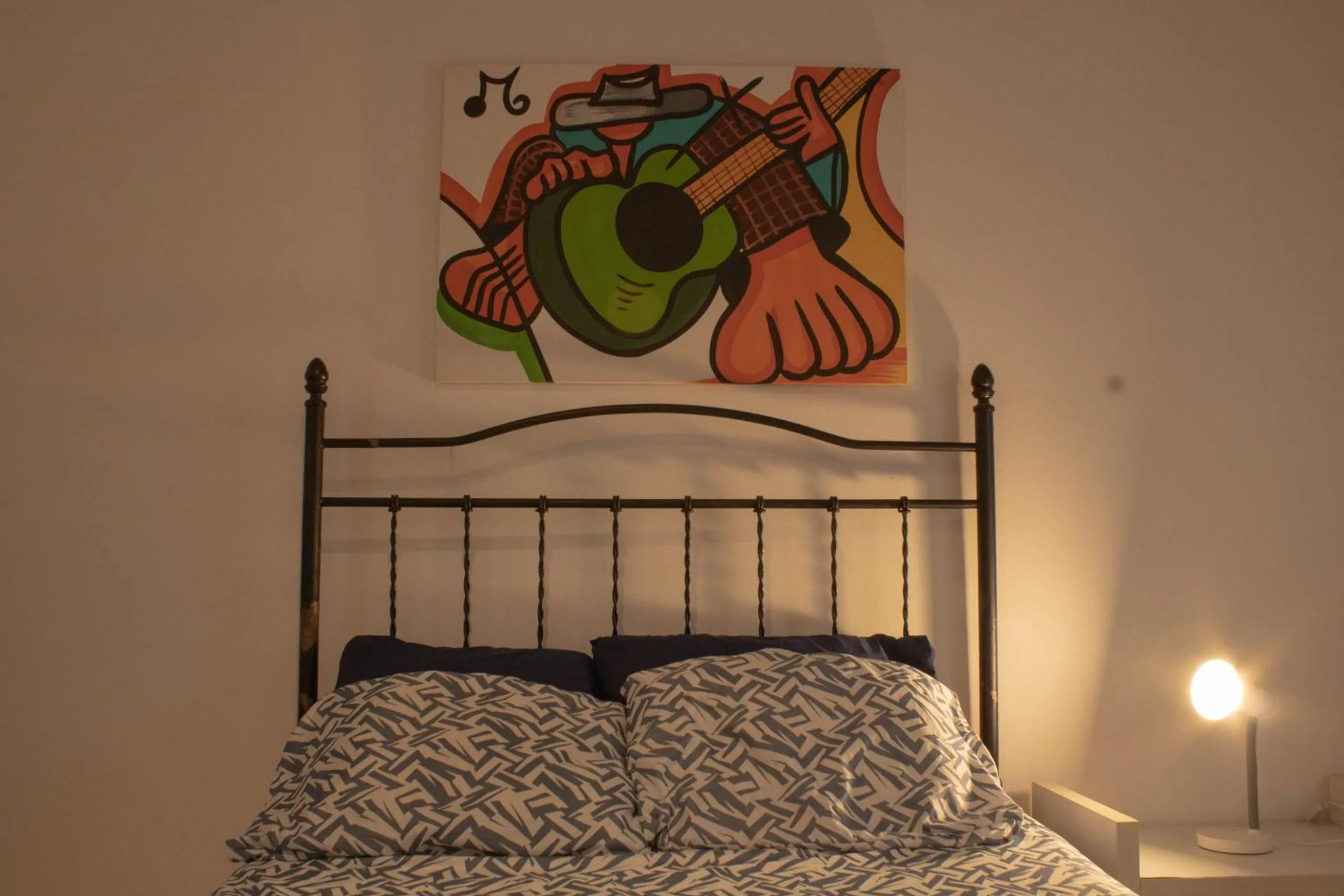 Bedroom, Bed in ECONOMICS- Amplo, Ventilado e Aconchegante