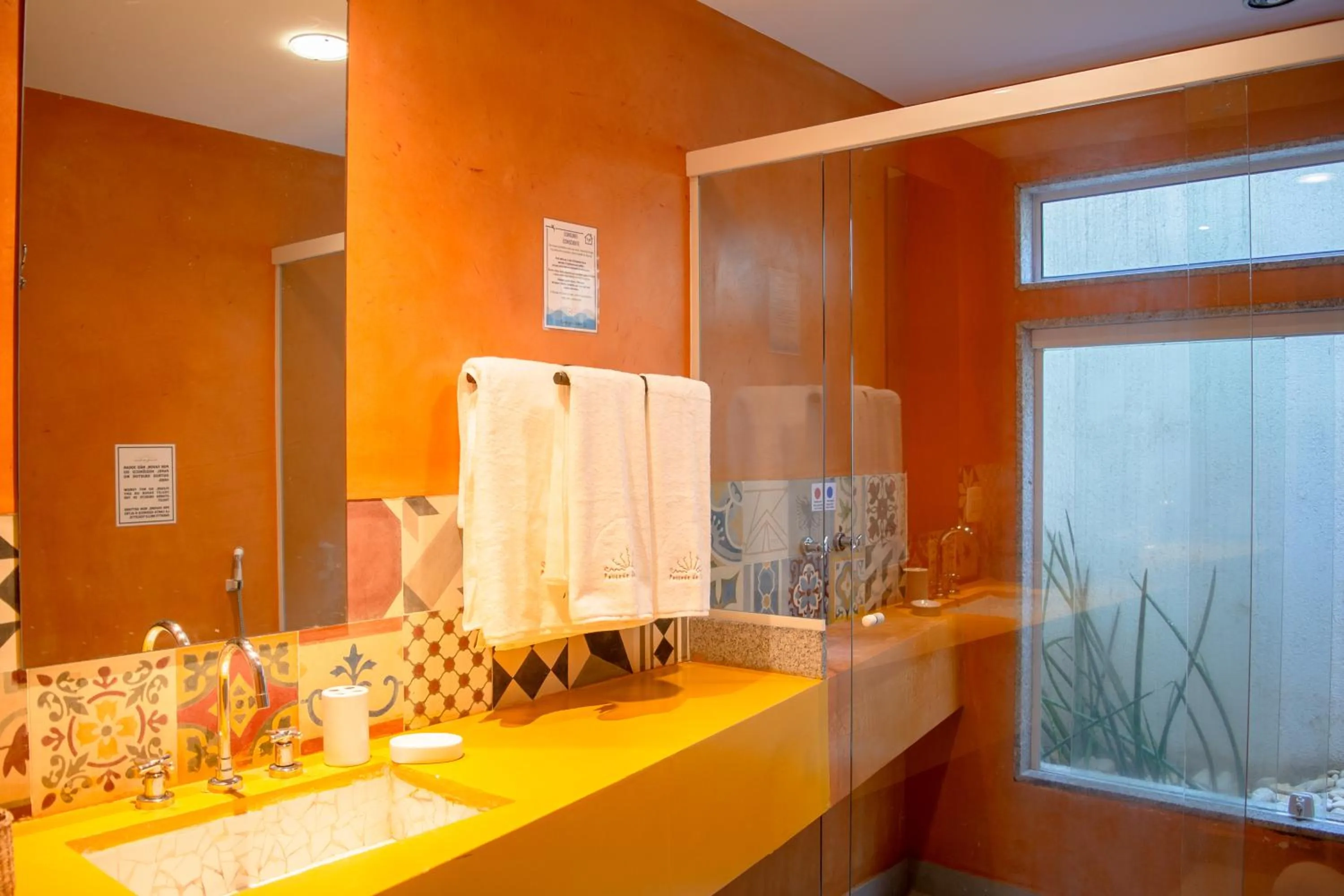 Shower in Pousada da Cyssa