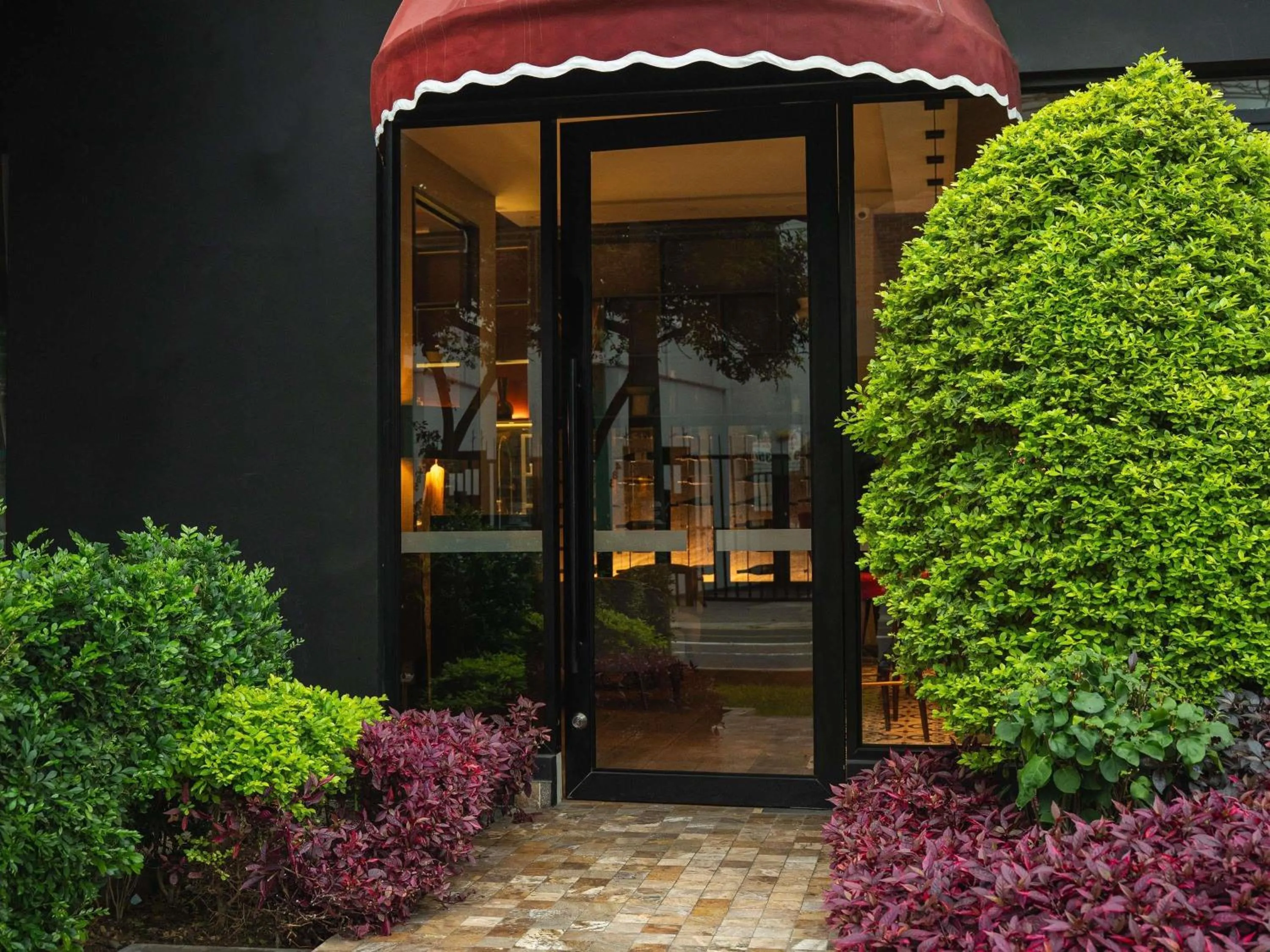 Restaurant/places to eat in Manto Hotel Lima - MGallery Collection