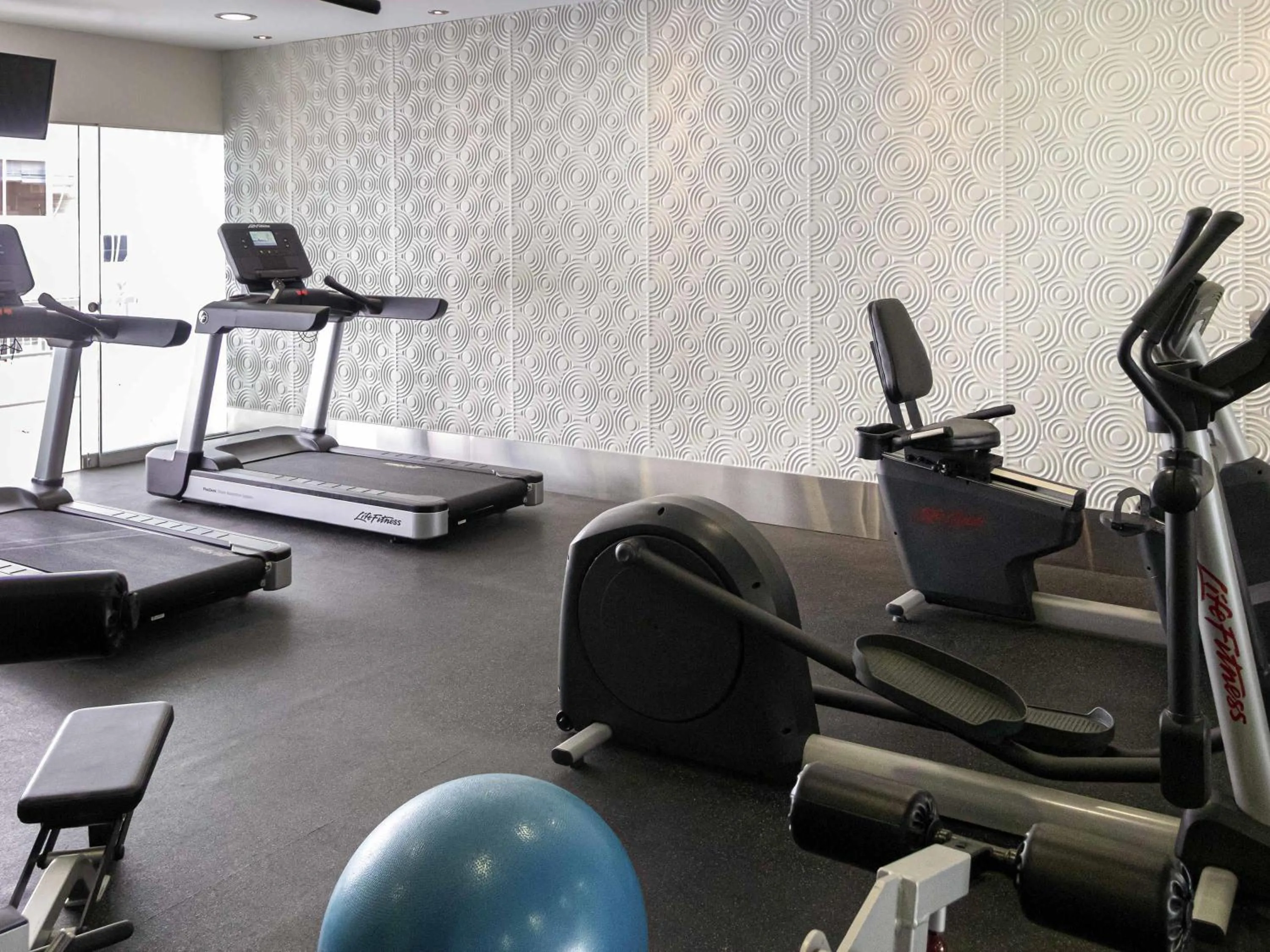 Fitness centre/facilities in Manto Hotel Lima - MGallery Collection