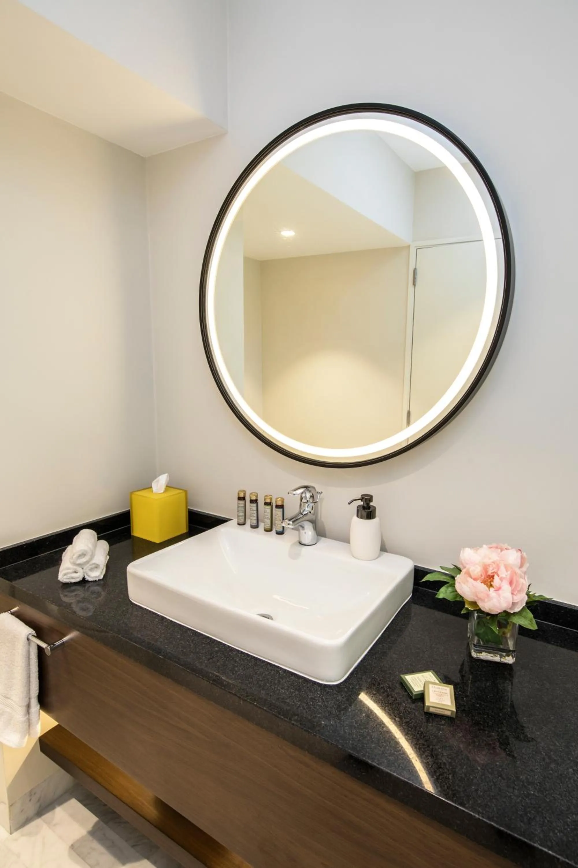 Bathroom in Manto Hotel Lima - MGallery Collection