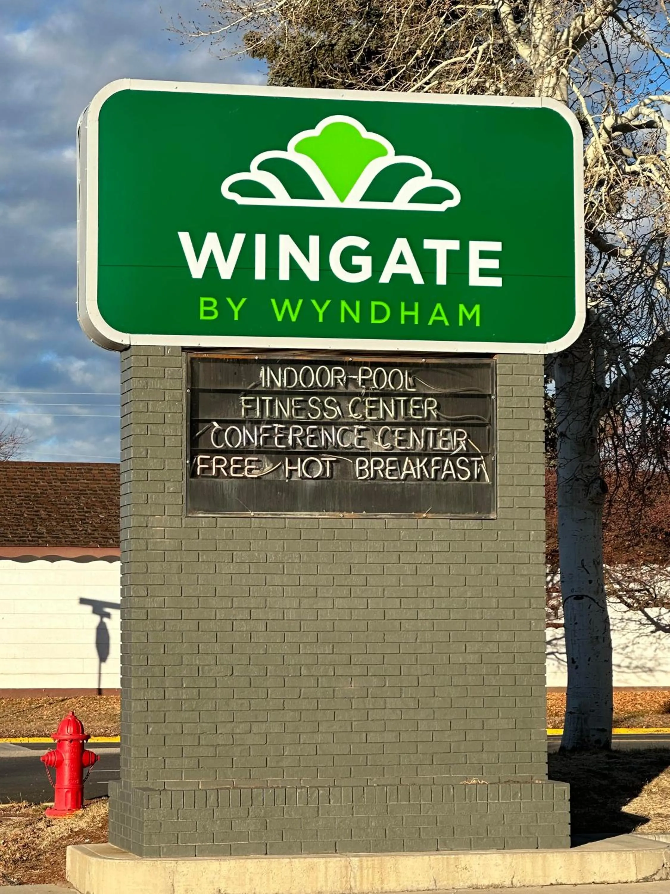 Property building in Wingate by Wyndham Gunnison Near Western Colorado University