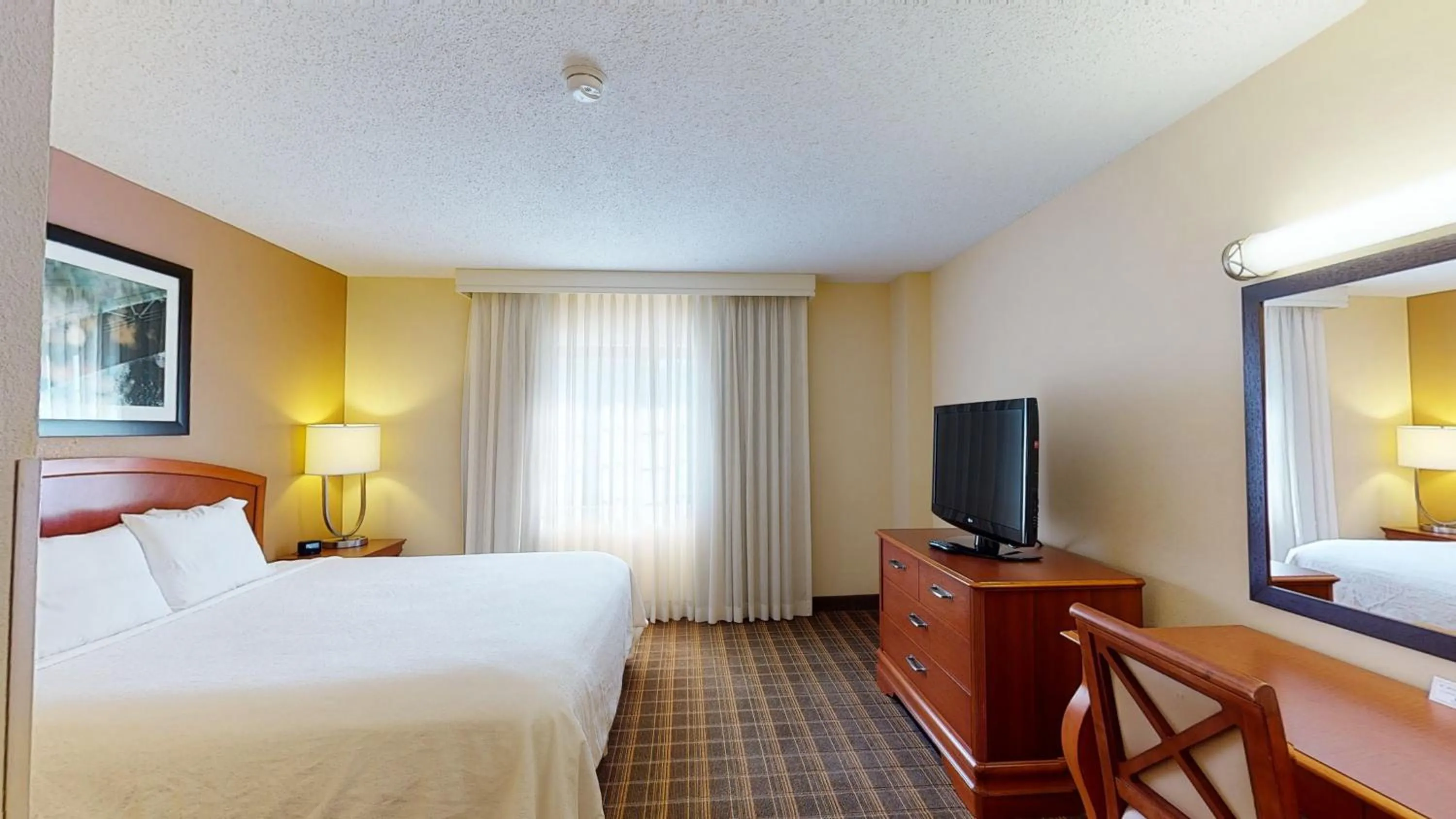 Bedroom, Bed in Embassy Suites Greenville Golf Resort & Conference Center