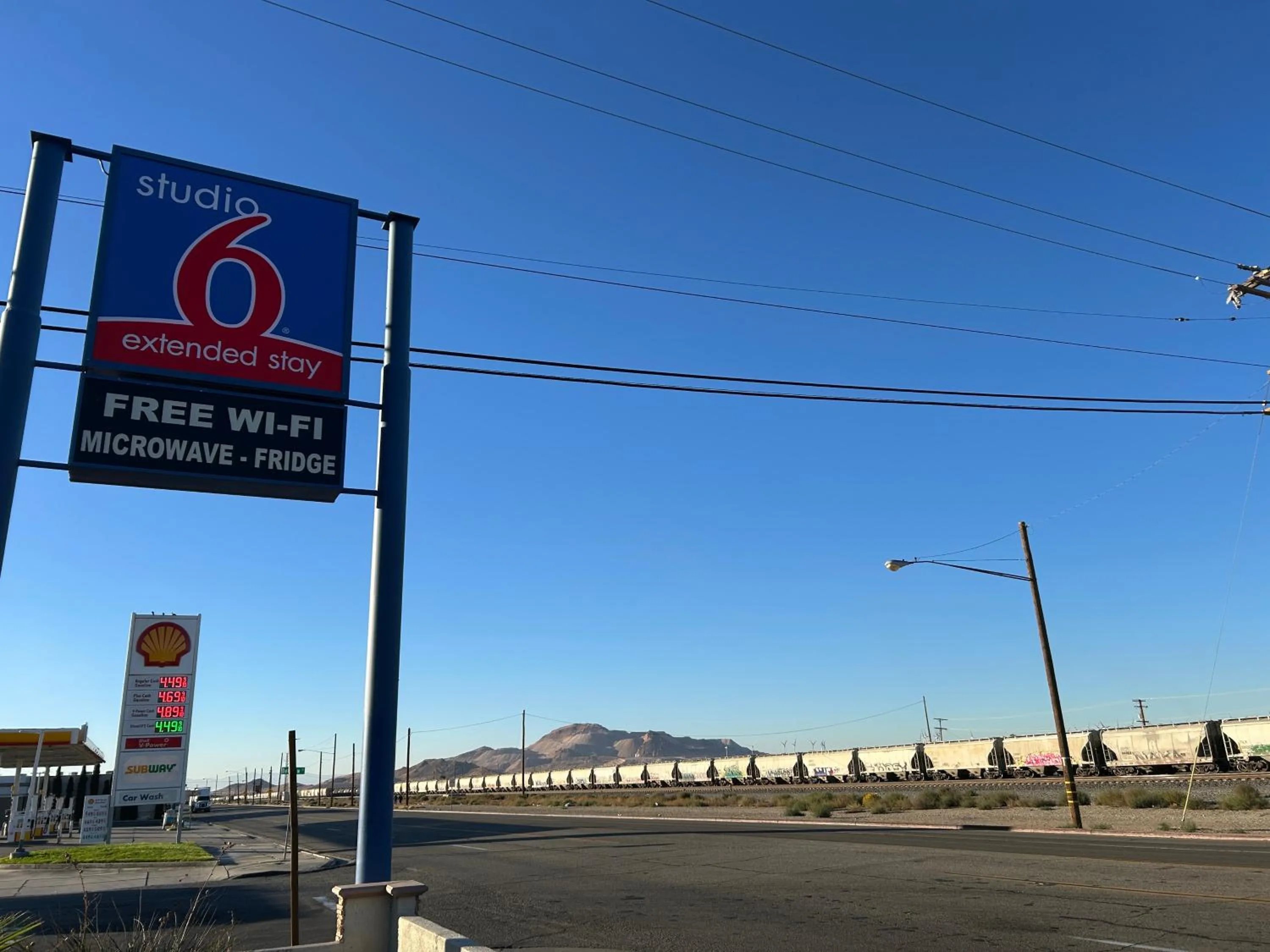 Studio 6 Mojave, CA - Airport