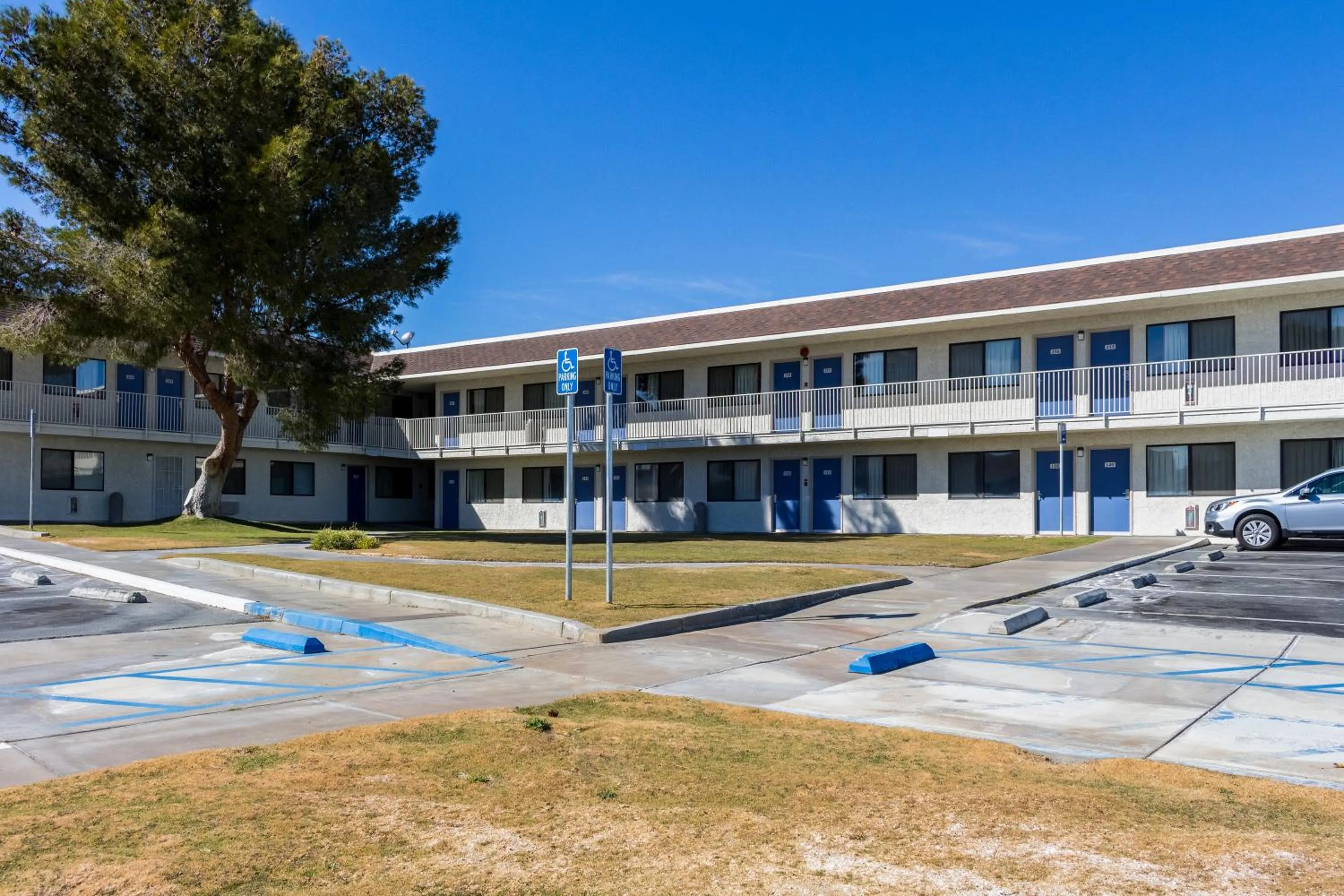 Property building in Motel 6-Mojave, CA - Airport
