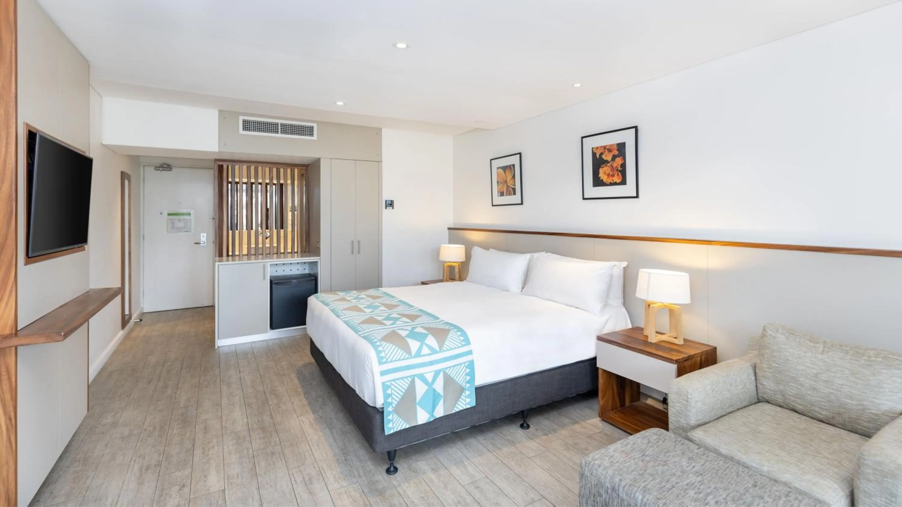 Photo of the whole room, Bed in Holiday Inn Suva by IHG