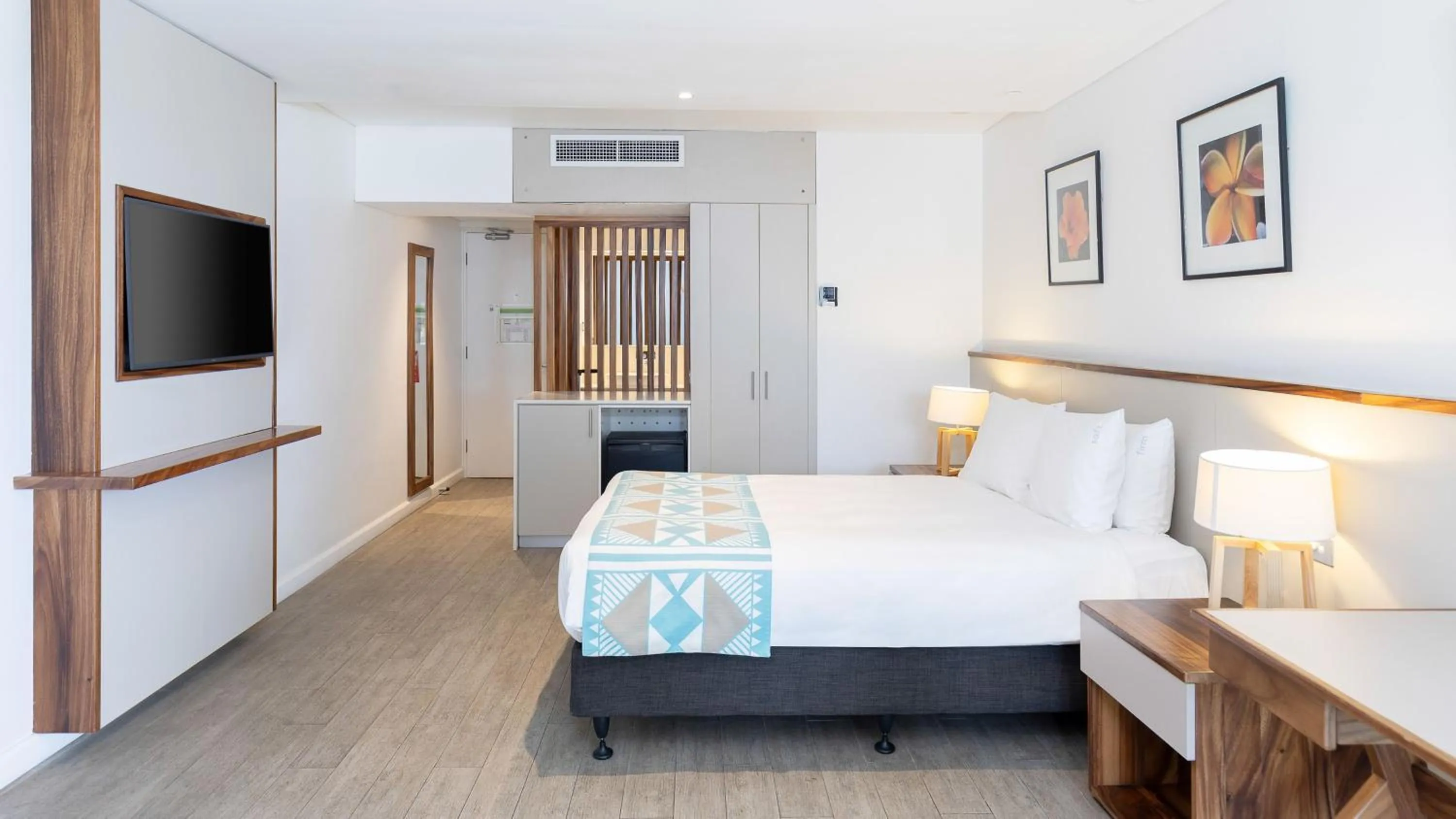 Photo of the whole room, Bed in Holiday Inn Suva by IHG