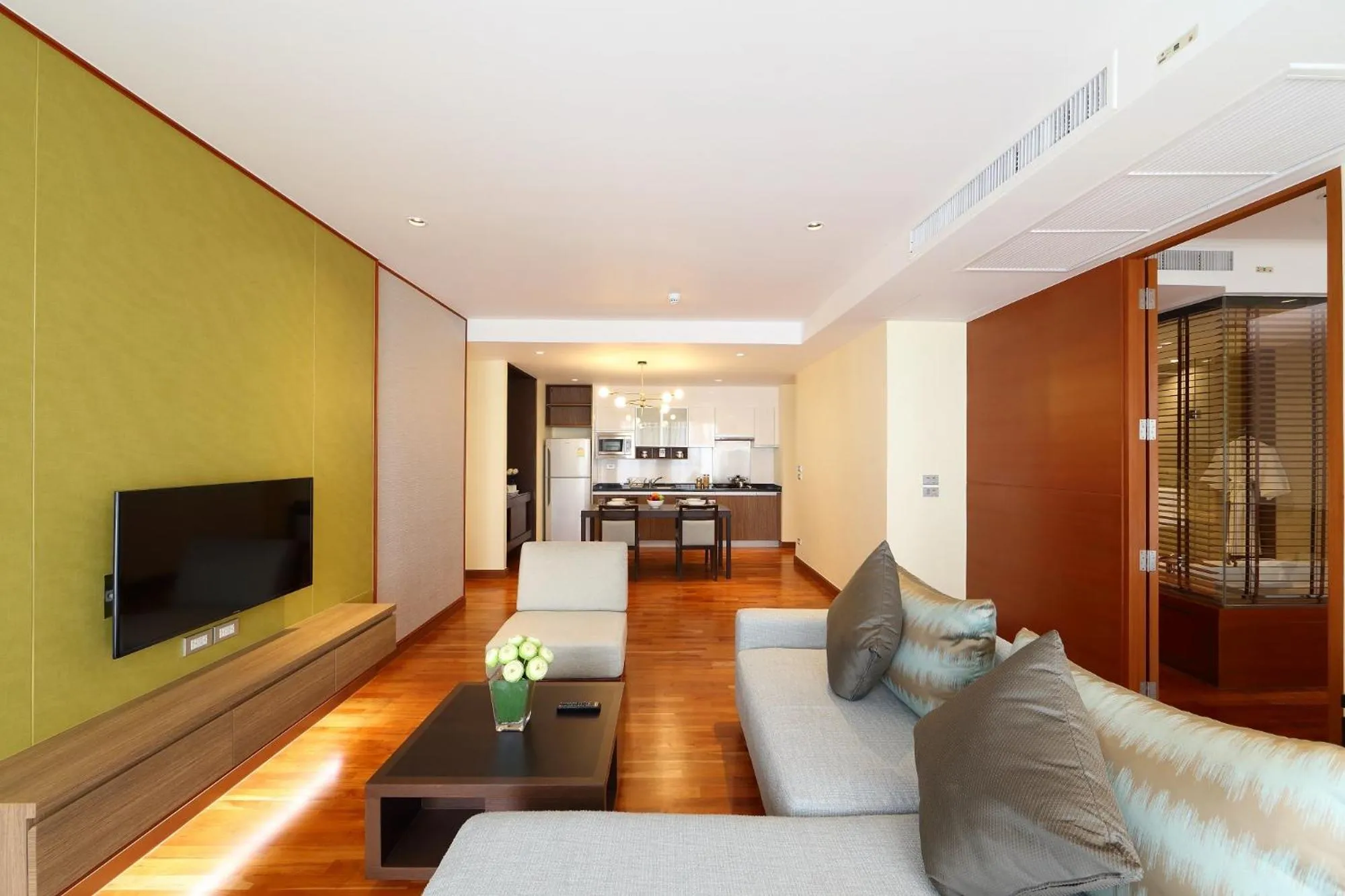 Living room in Amanta Hotel & Residence Ratchada