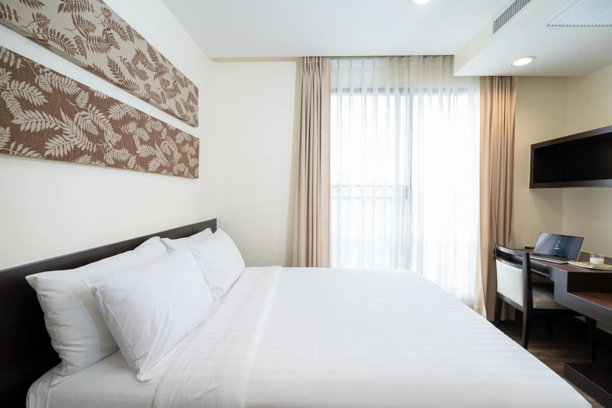 Bed in Amanta Hotel & Residence Ratchada