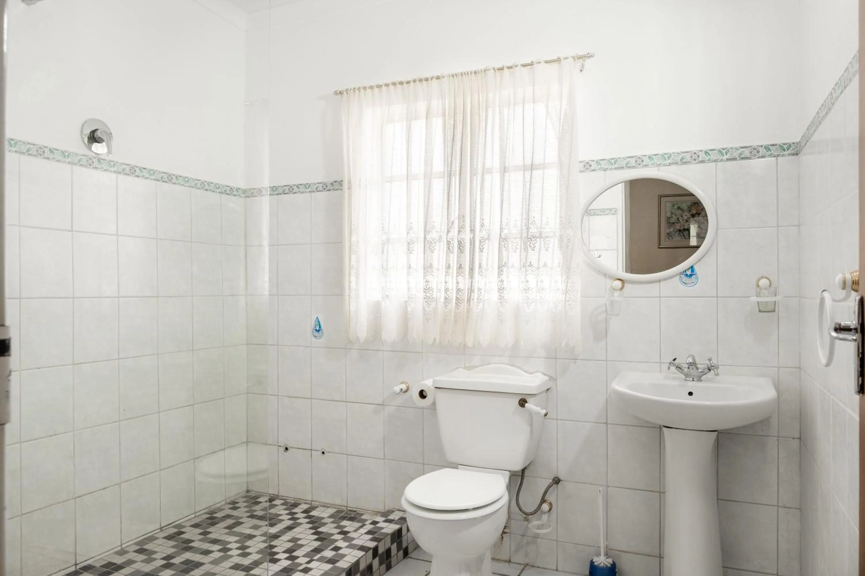 Karoo Ouberg Guest Lodge