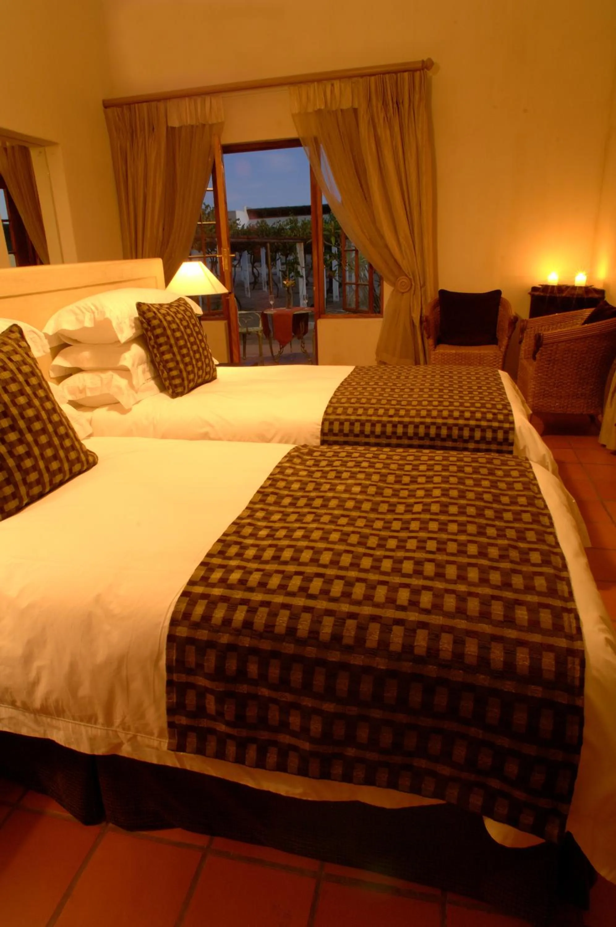 Photo of the whole room, Bed in Naries Namakwa Retreat