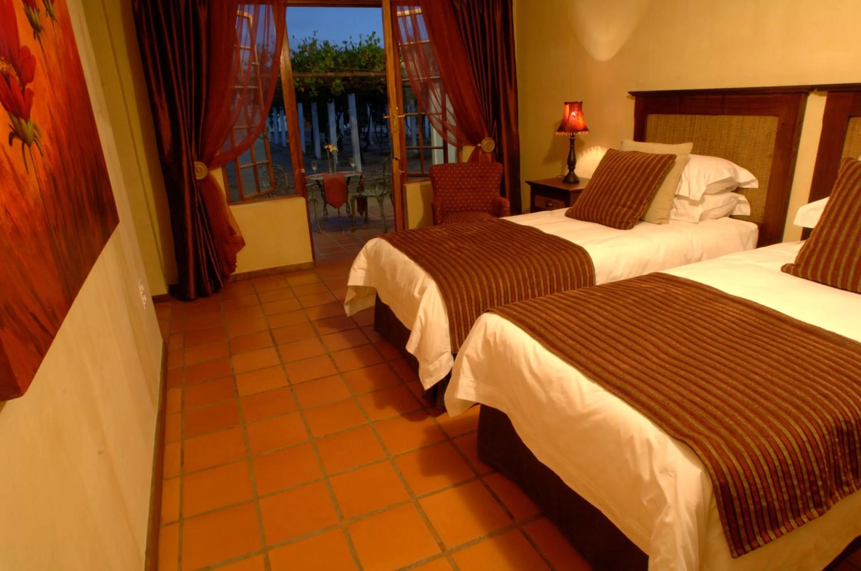 Photo of the whole room, Bed in Naries Namakwa Retreat