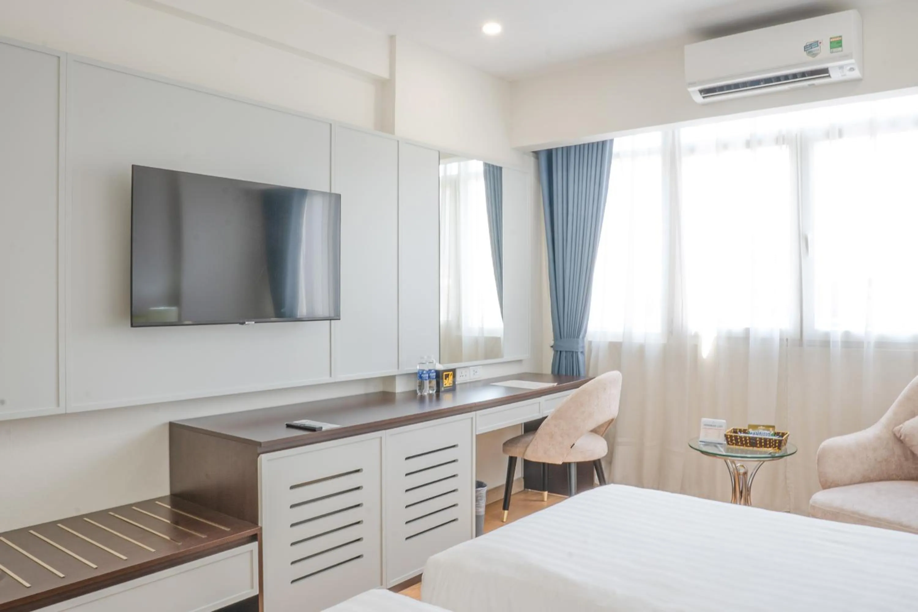 Bed in Bao Son International Hotel