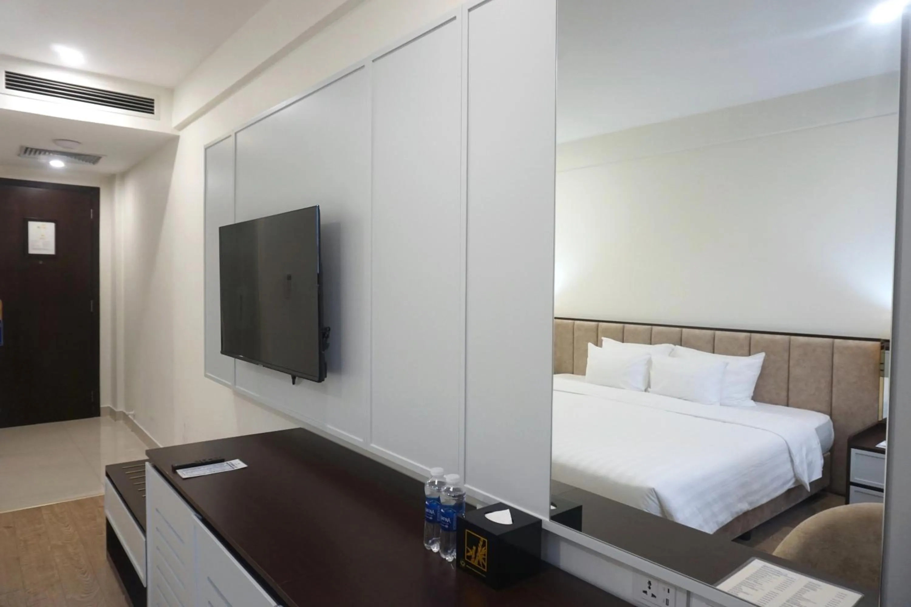 Bed in Bao Son International Hotel