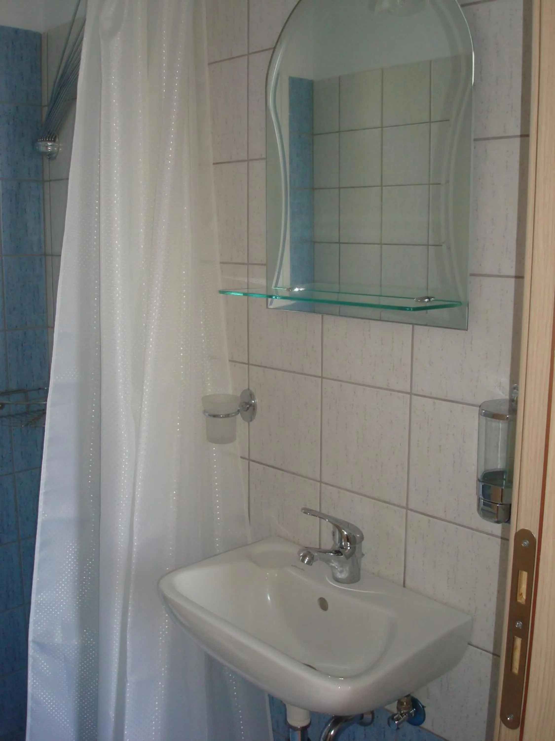 Decorative detail in Aigaio Studios tinos