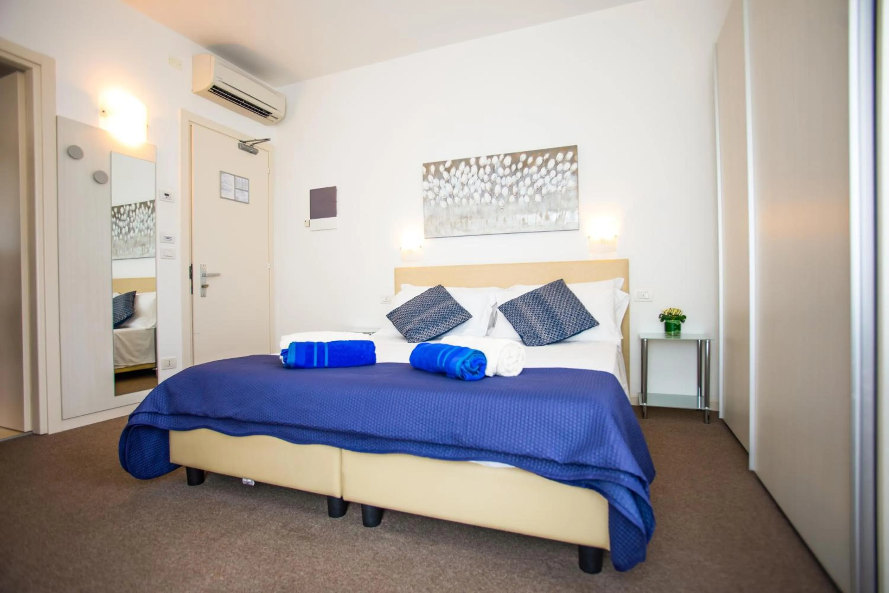 Bedroom, Bed in Hotel Villa Anthea