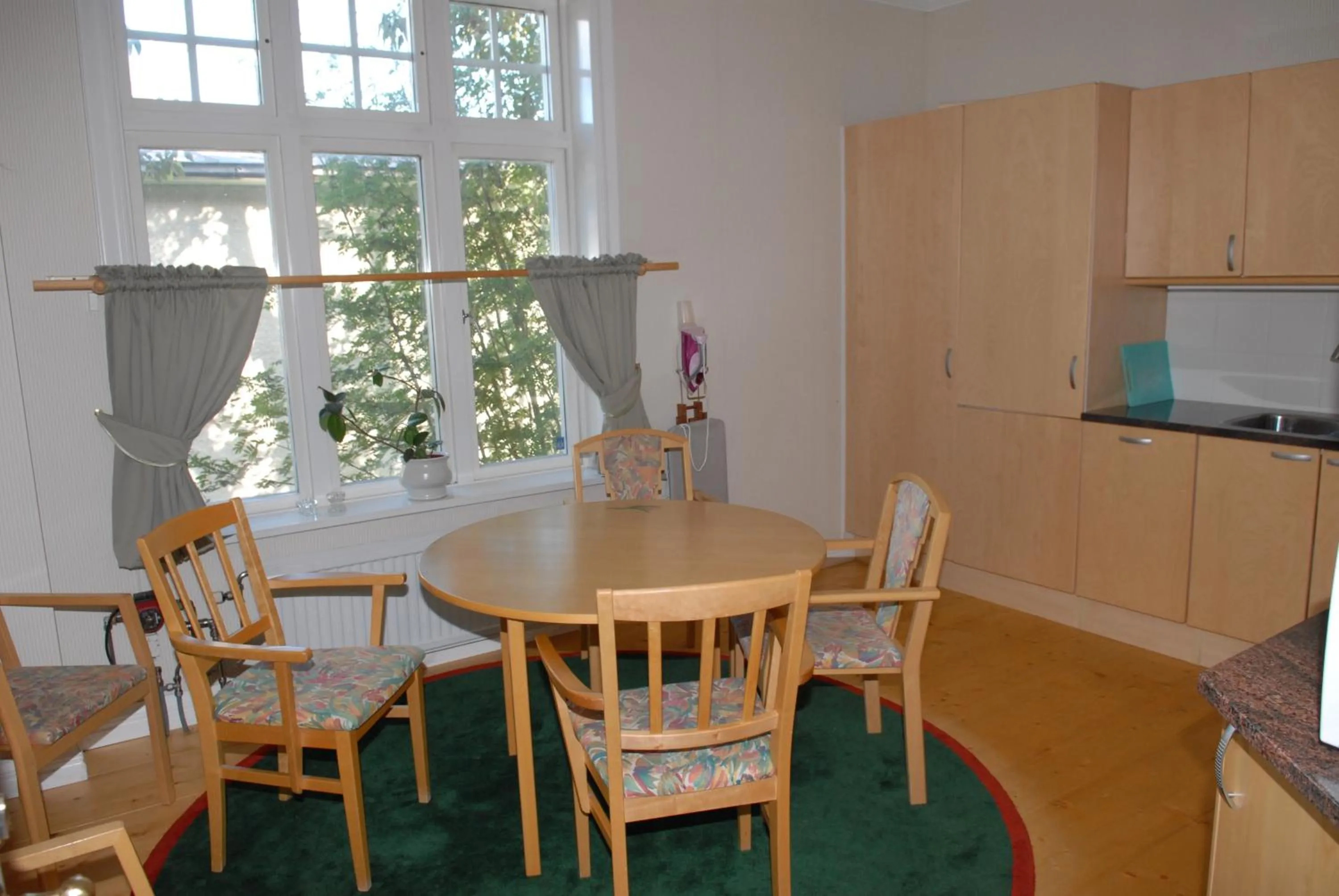 Communal kitchen in Svefi Vandrarhem - Hostel