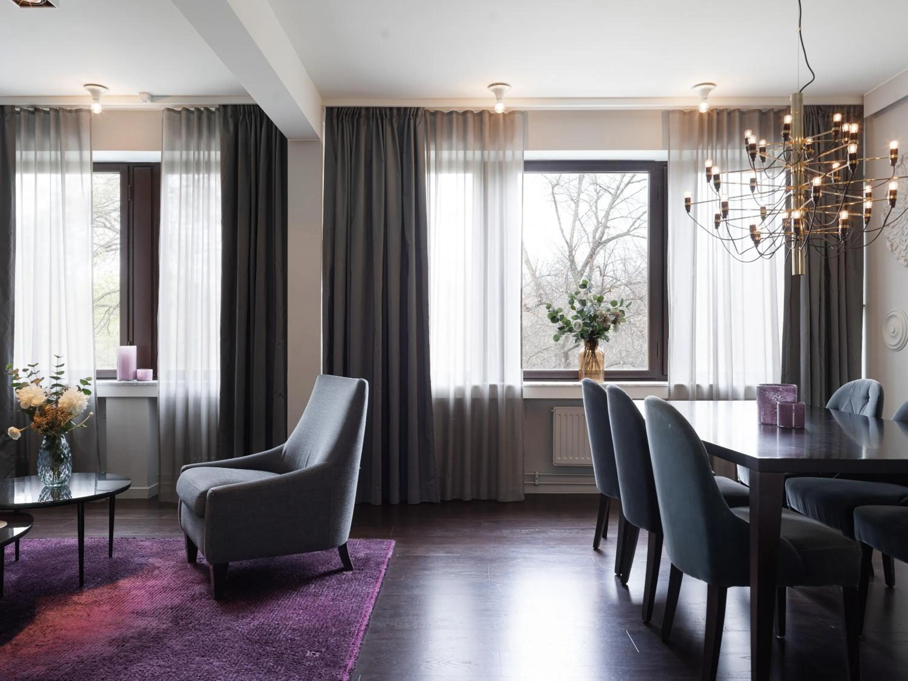 Living room in Elite Eden Park Hotel