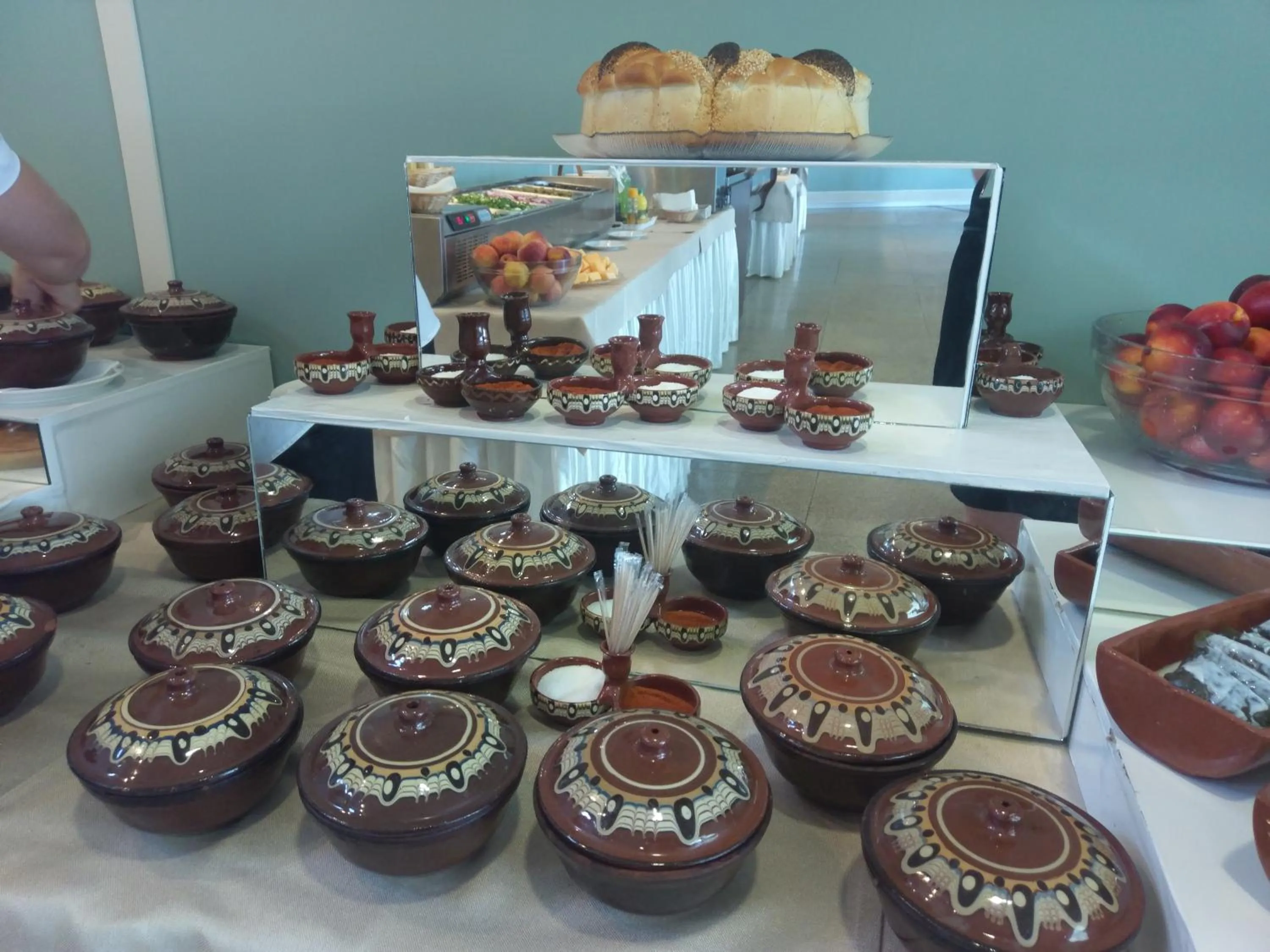 Food and drinks in Serena Residence Aparthotel