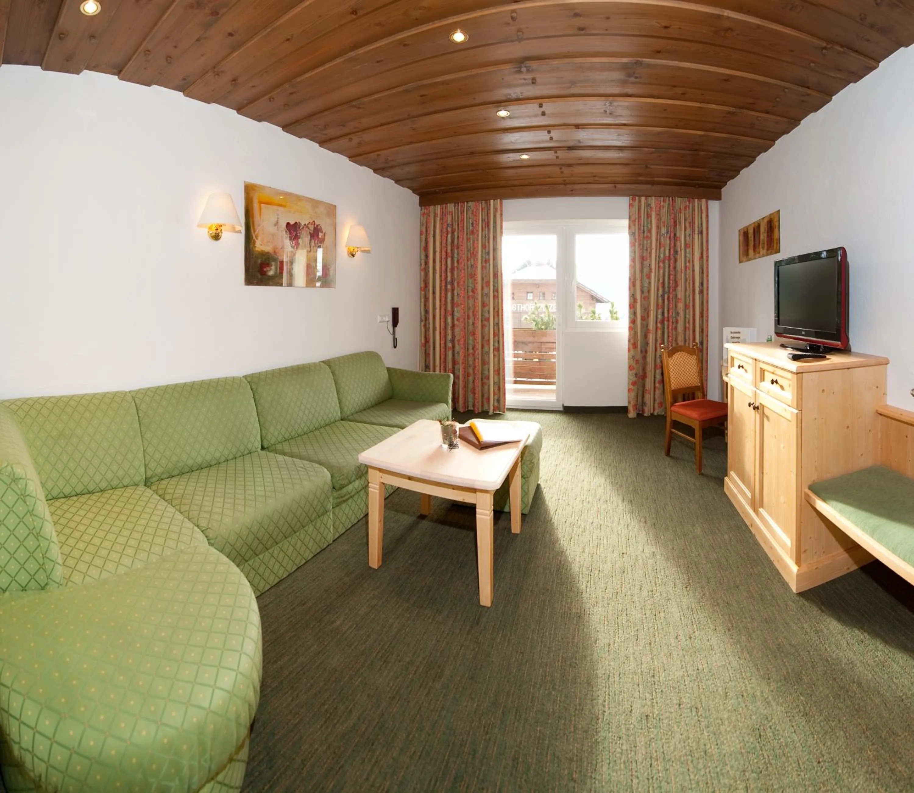 Photo of the whole room in Schi- und Wanderhotel Berghof