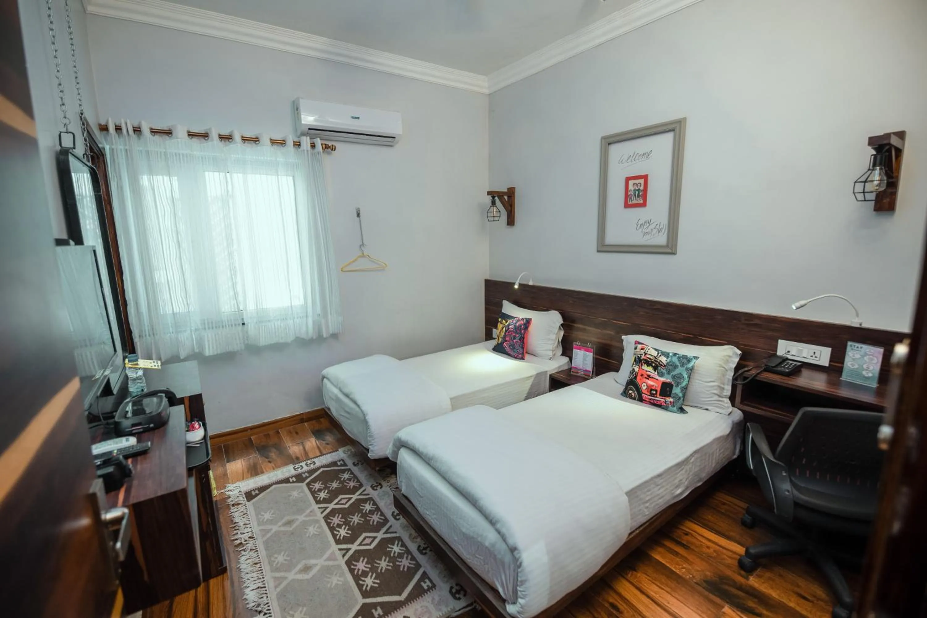 Bed in Stay Shaandaar - a boutique hideaway