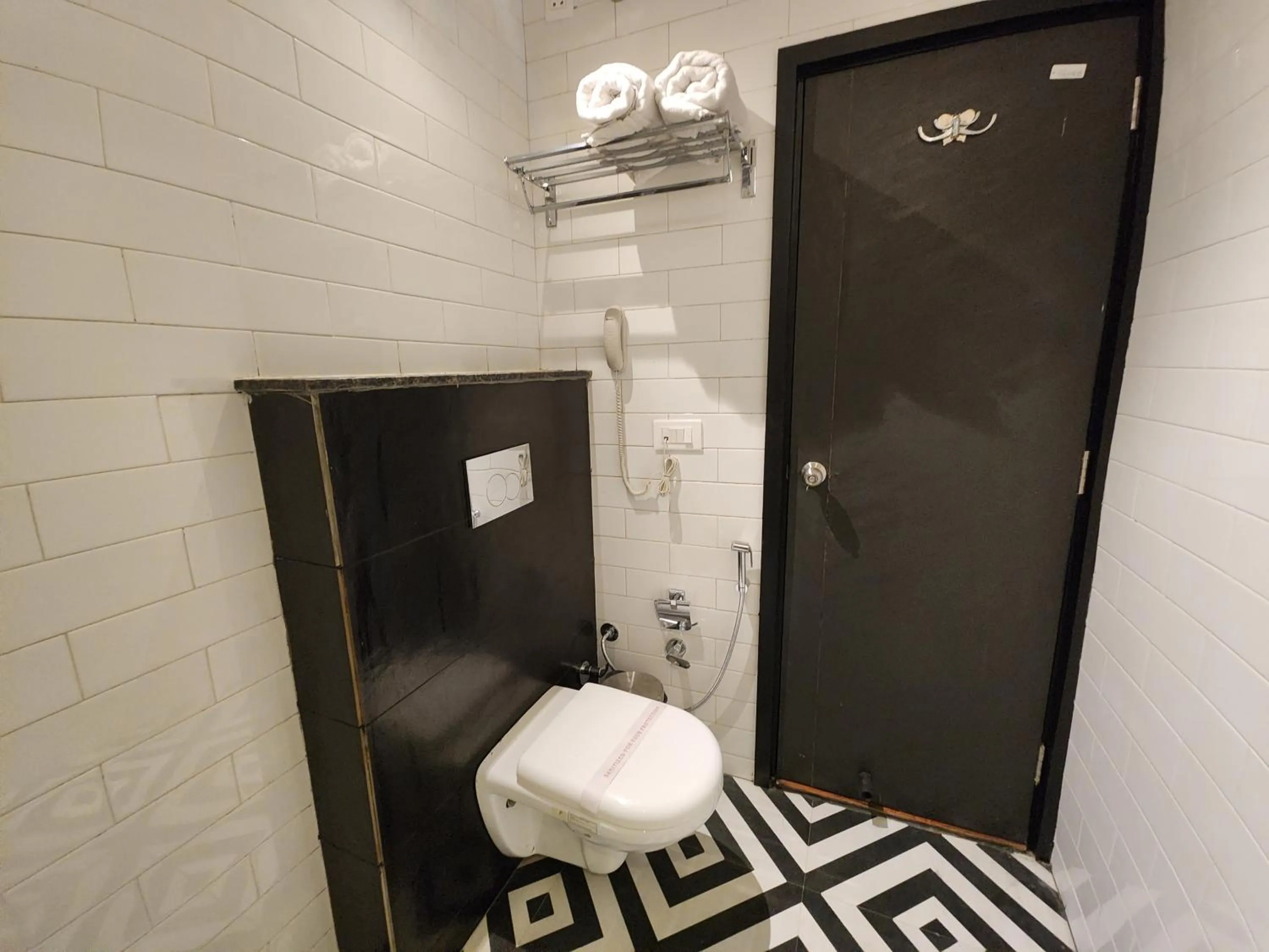 Toilet in Stay Shaandaar - a boutique hideaway