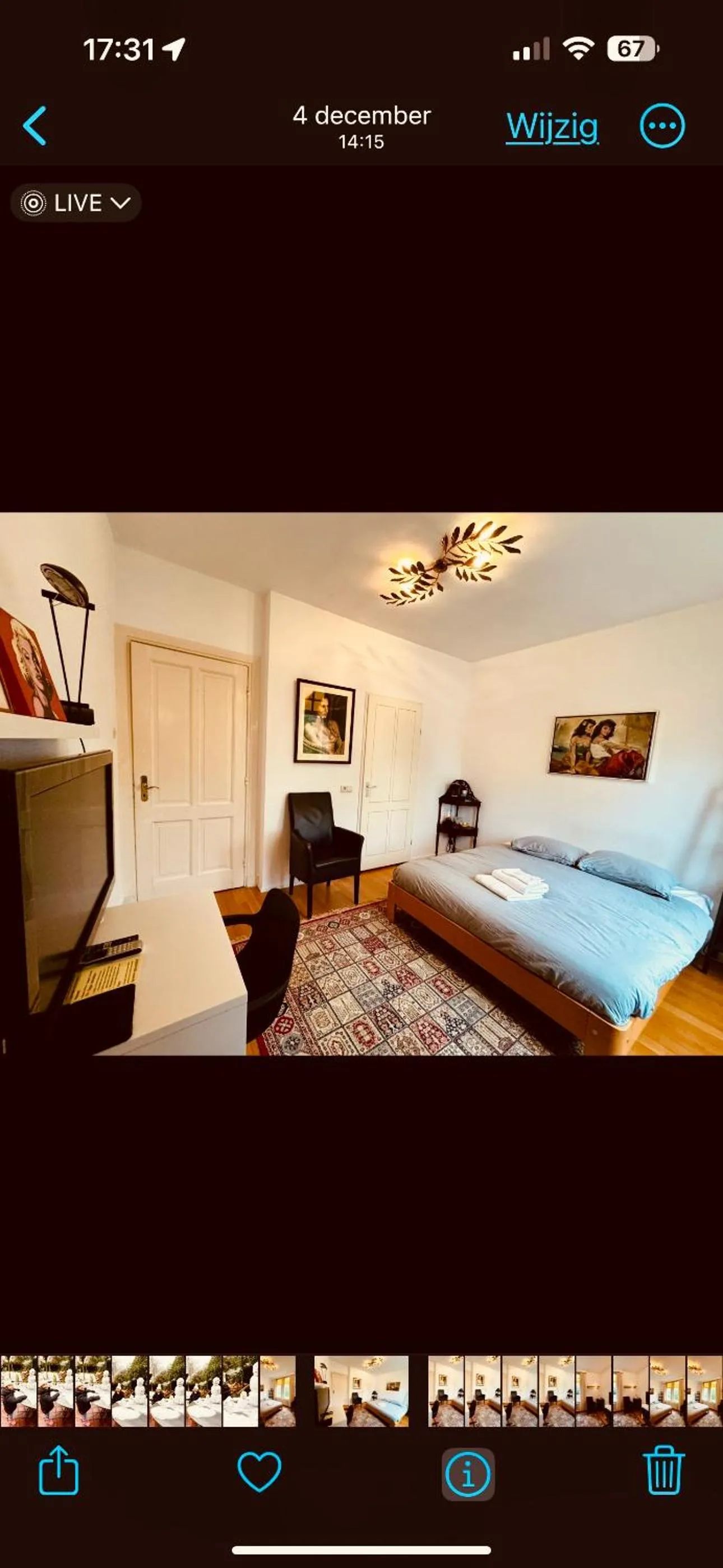 Bed in Boutiquehotel Sycamore - Protected City View - Free Parking