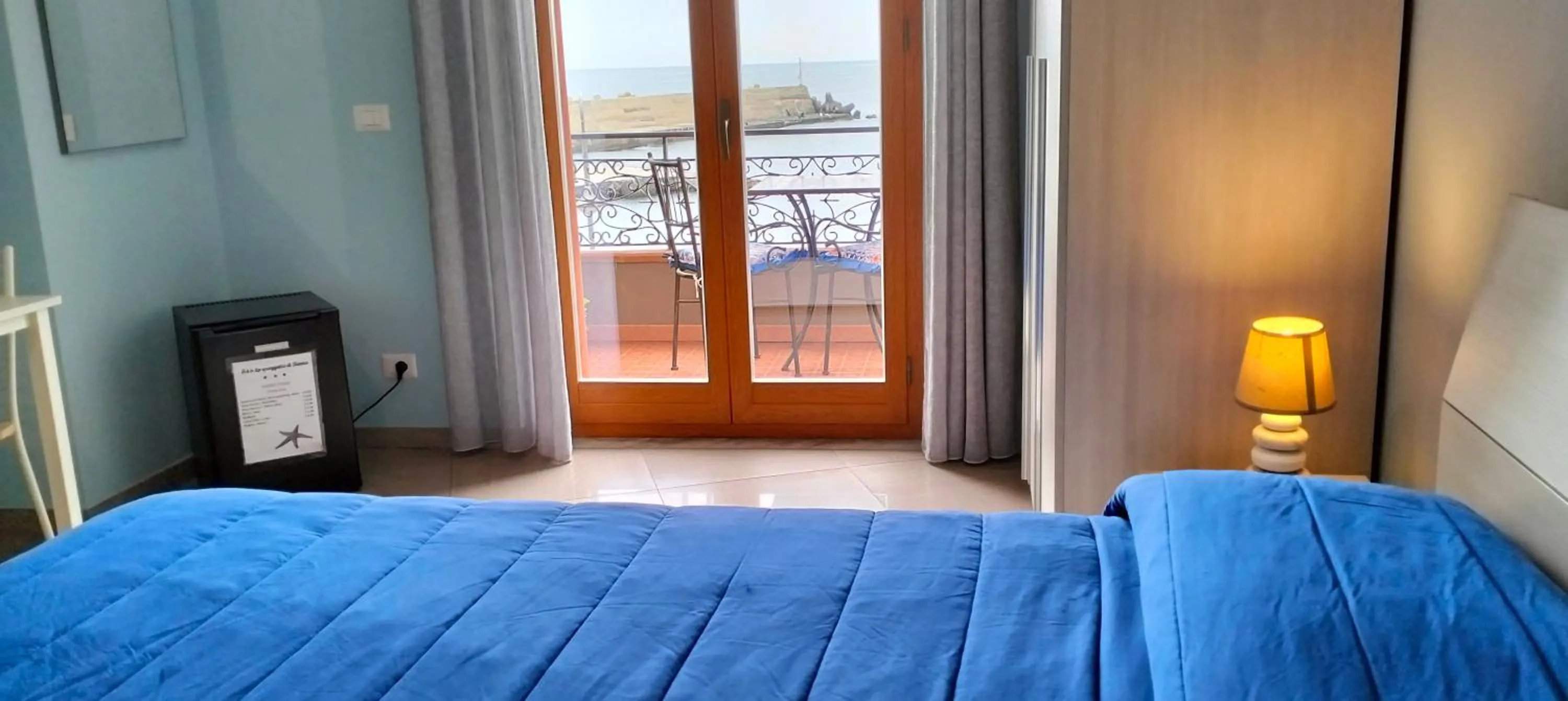 Bed in B&B la spiaggetta di Stazzo