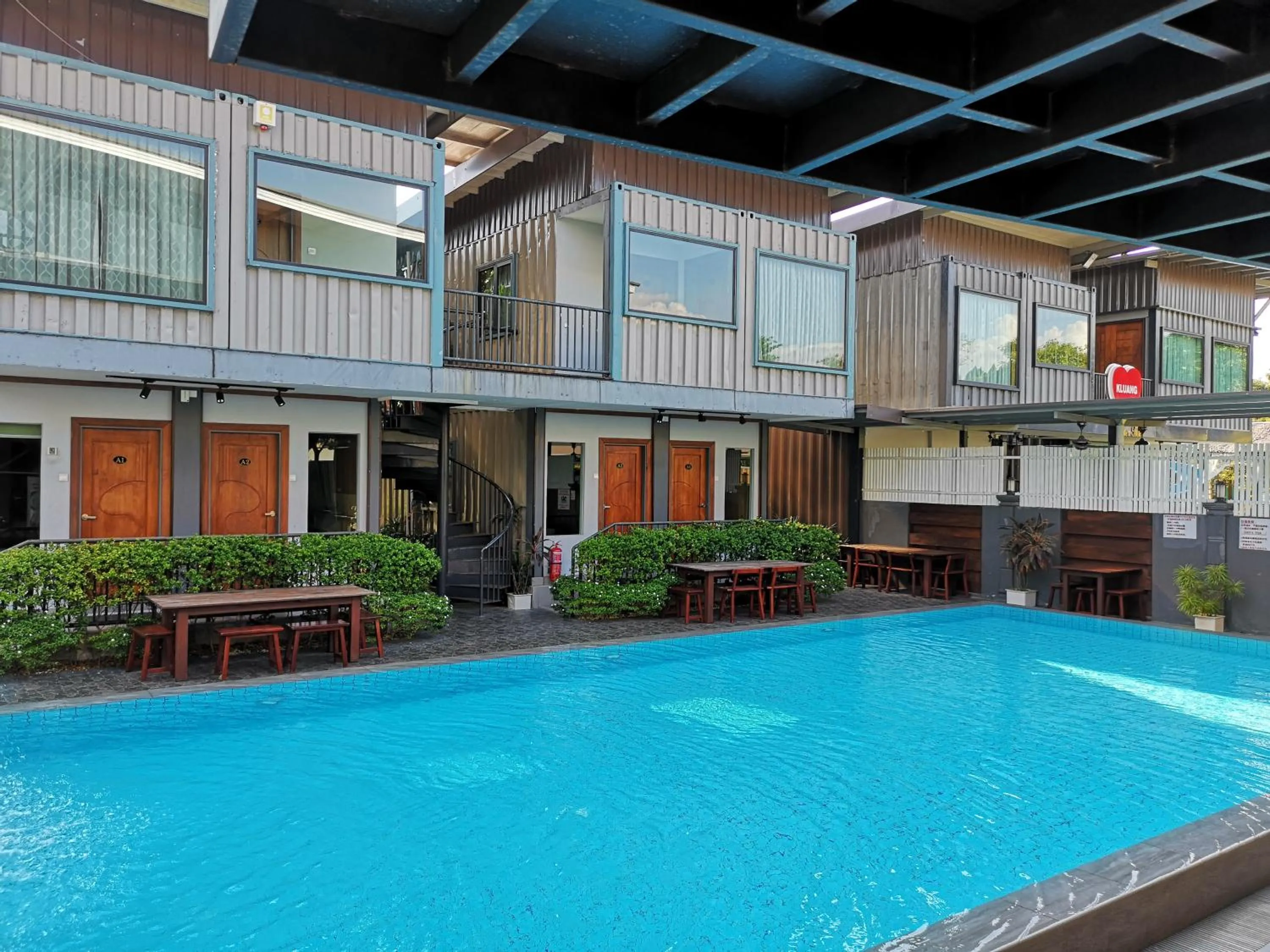 Kluang Container Swimming Pool Hotel