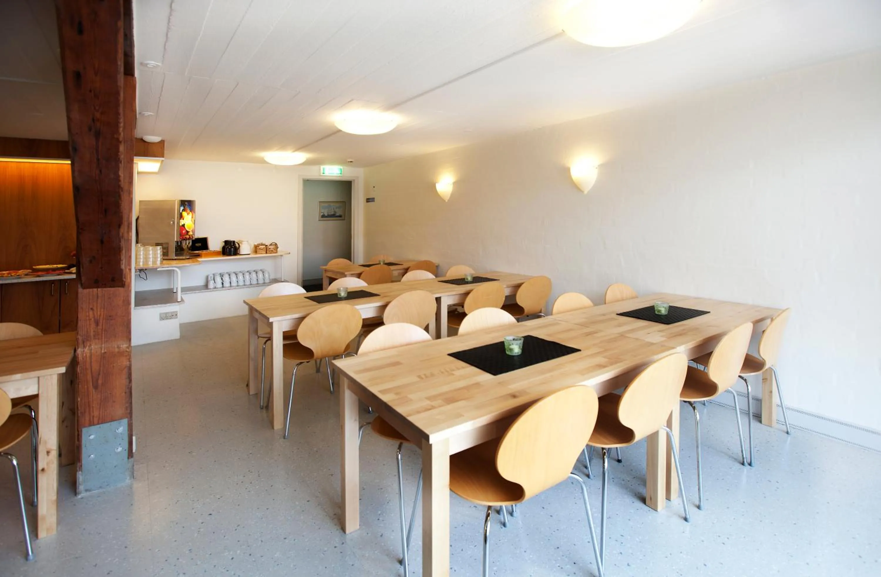 Restaurant/places to eat in Danhostel Frederikshavn City