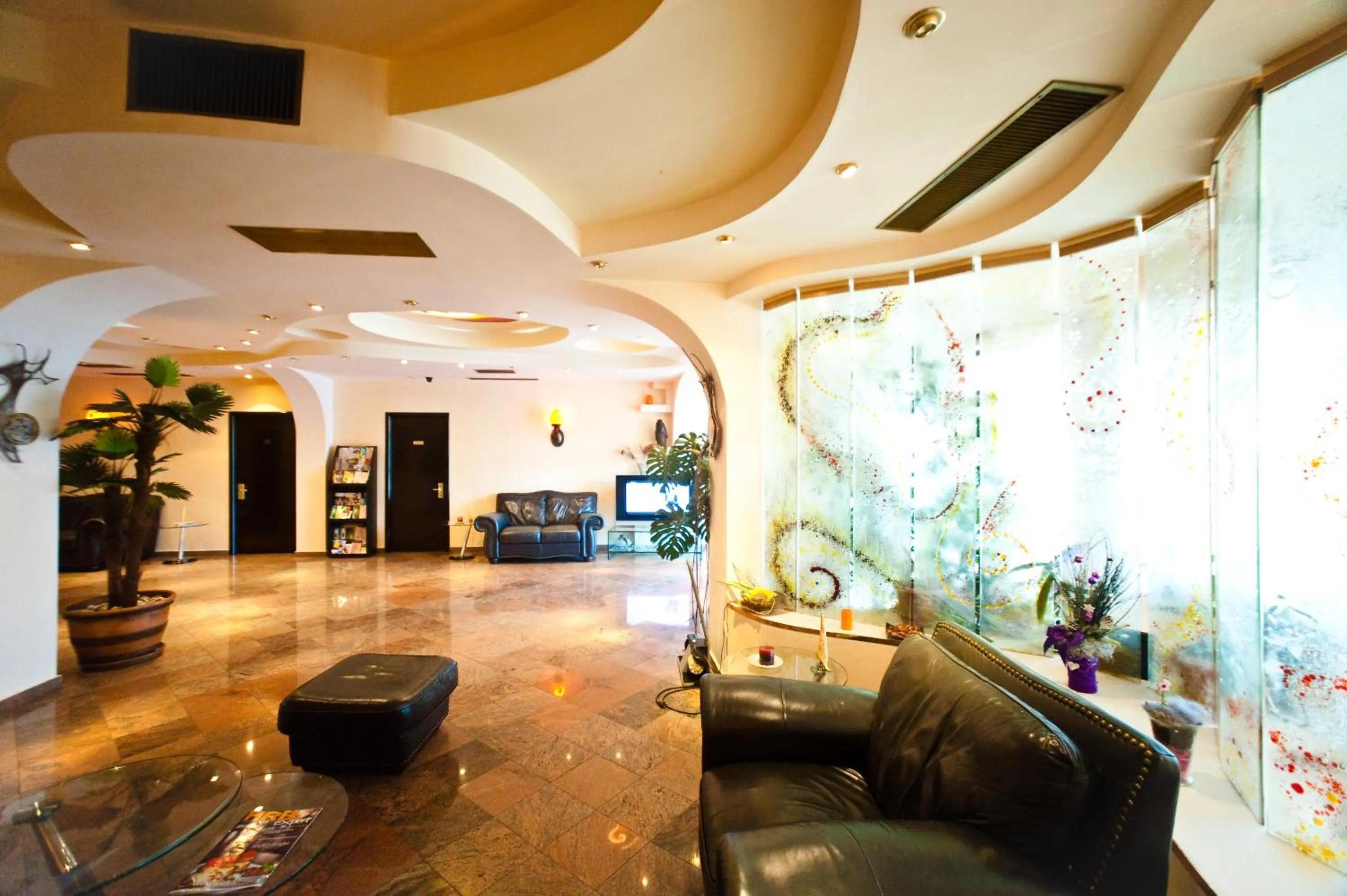 Lobby or reception in Hotel Class