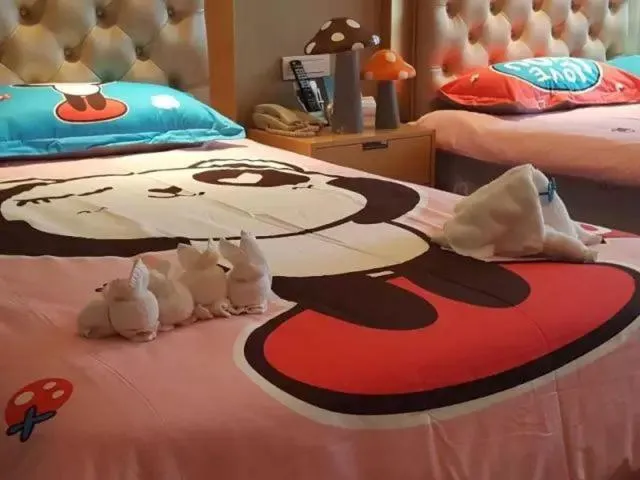 Bed in Glarun Jinling Hotel