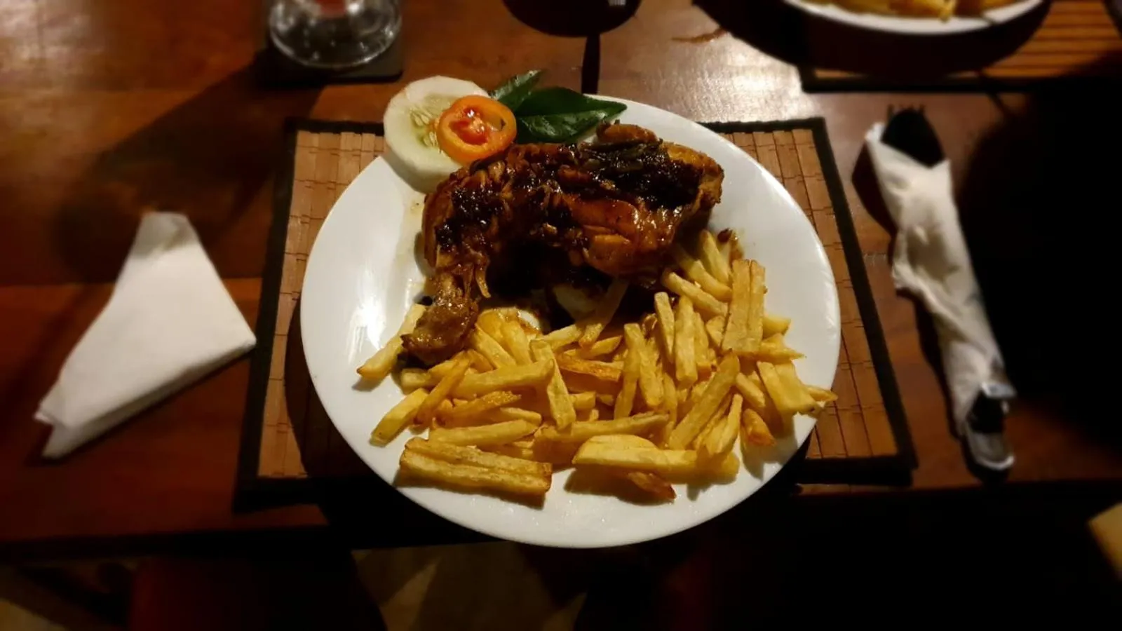 Food and drinks in Turtle Paradise