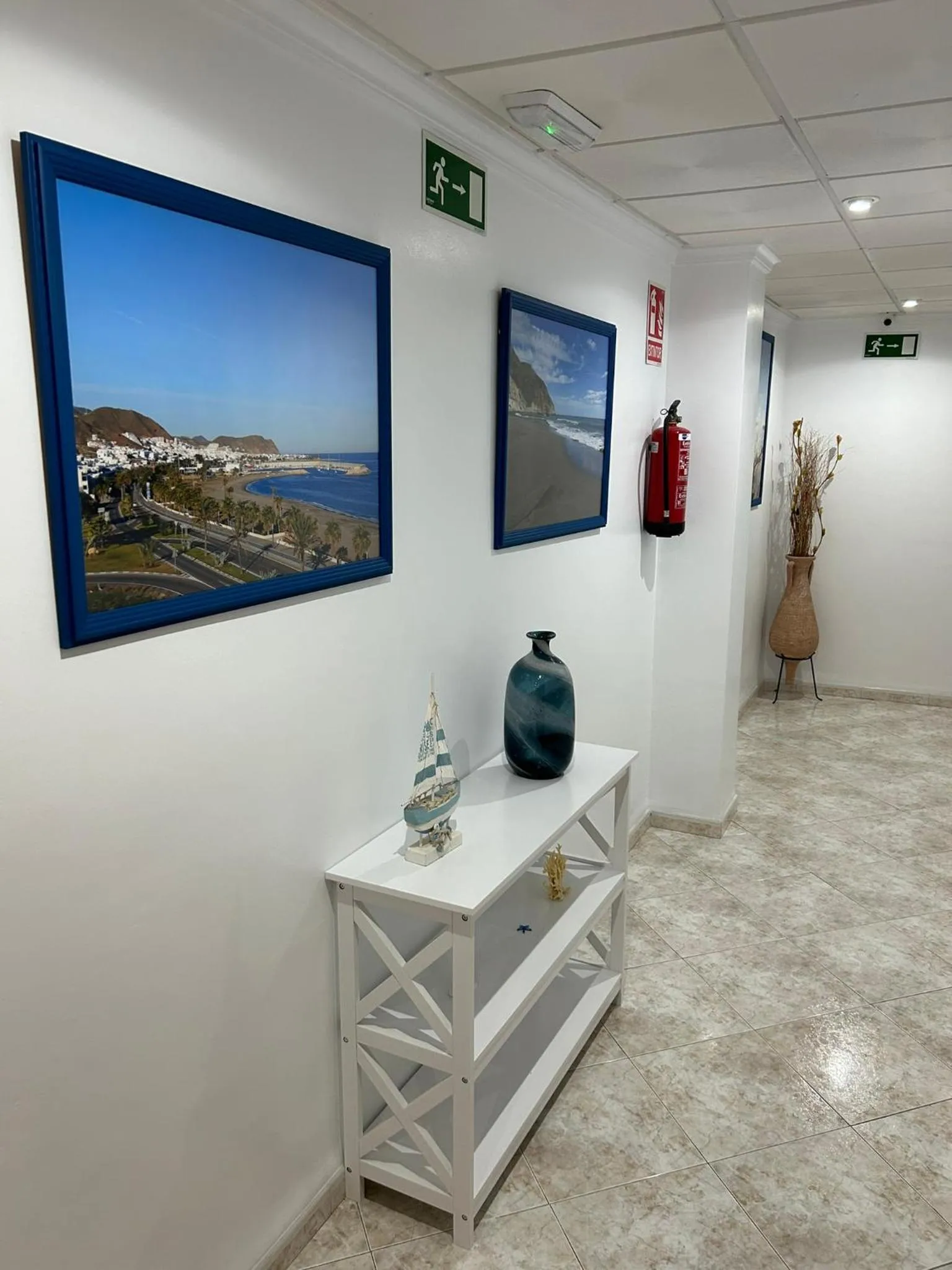 Property building in Hostal Juan Carlos