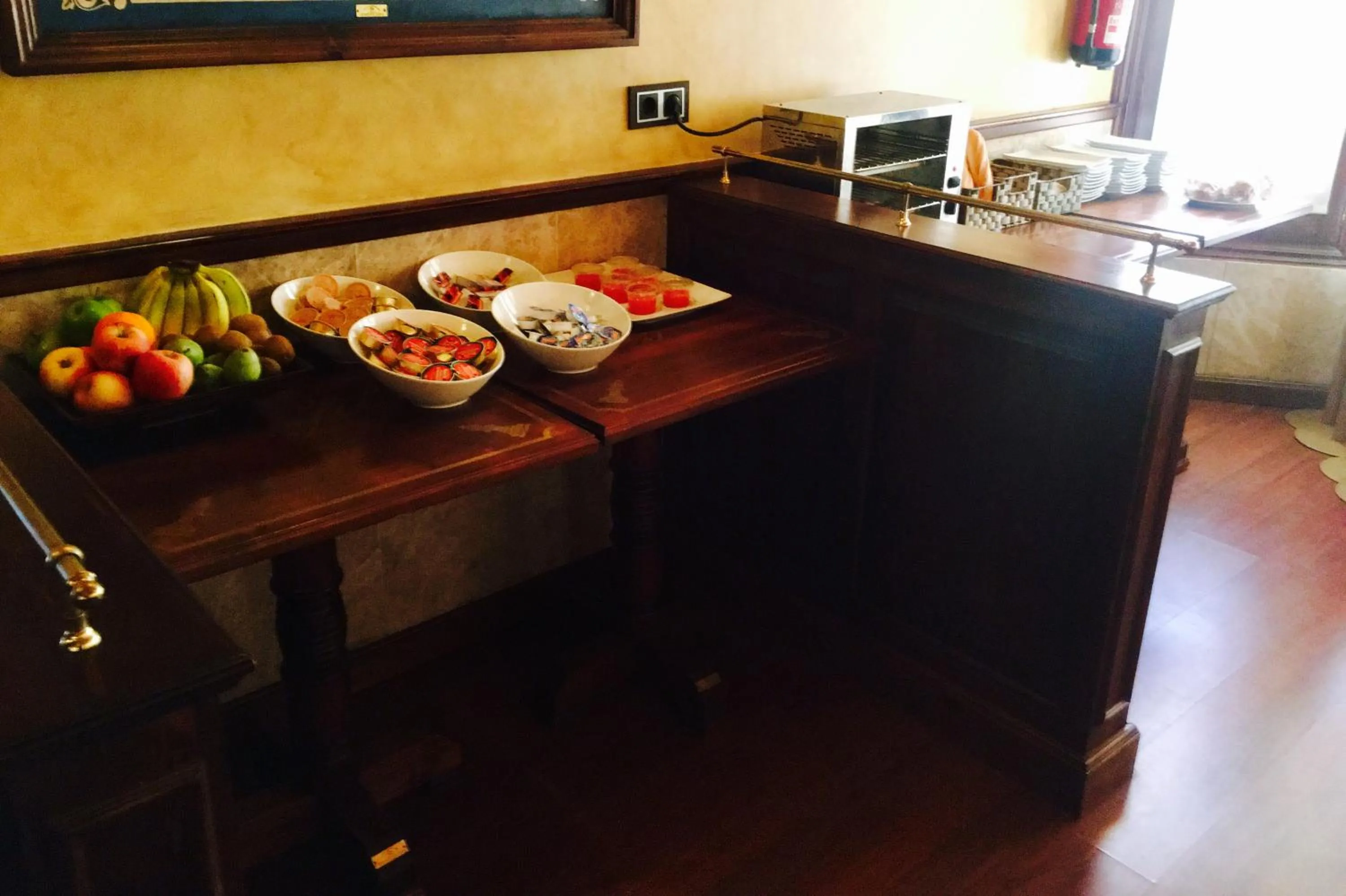 Property building in Hostal Juan Carlos