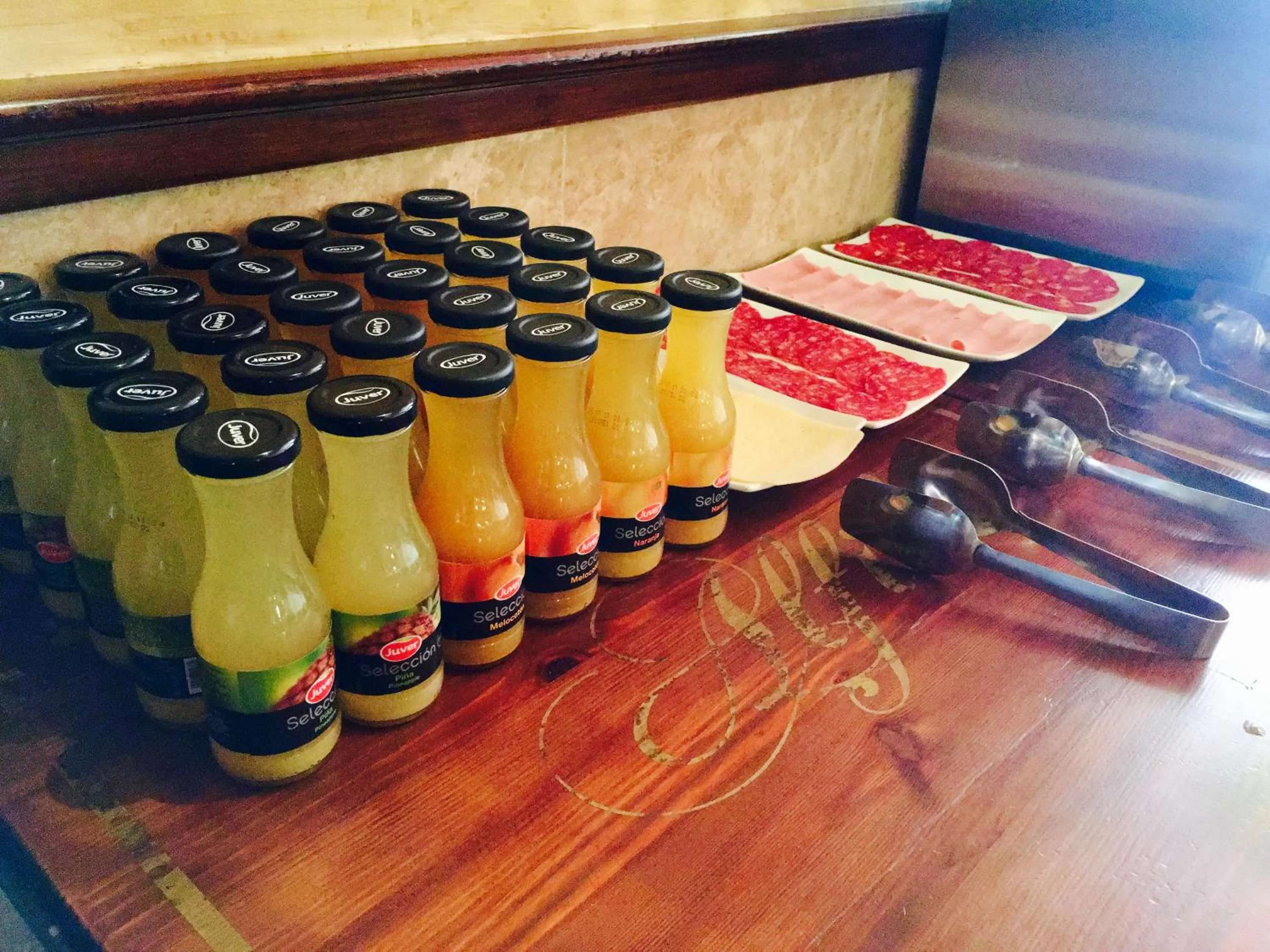 Property building in Hostal Juan Carlos