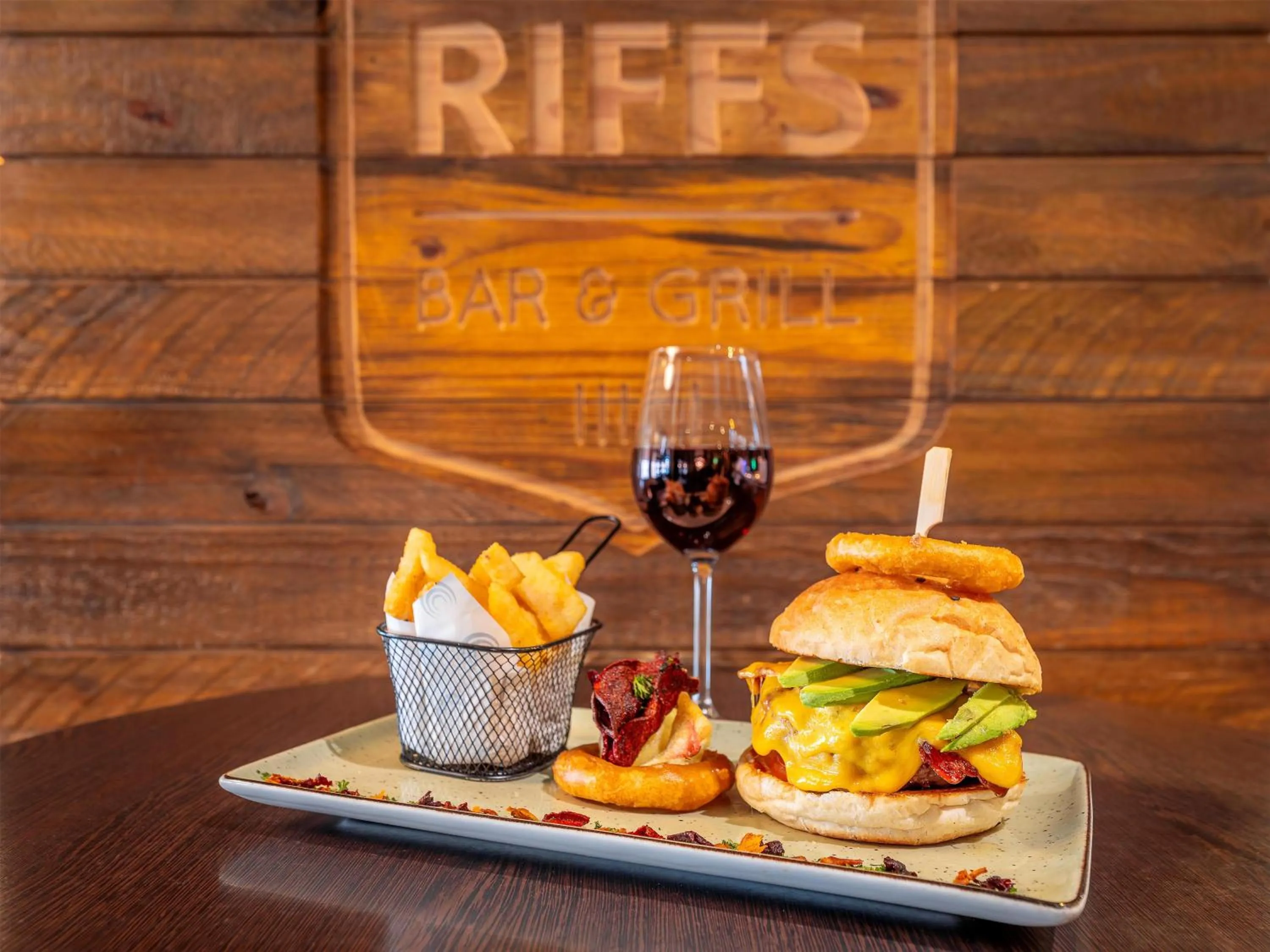 Food and drinks in Garden Court Sandton City