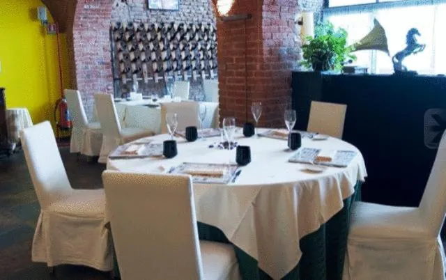 Restaurant/places to eat in Albergo Cavallino