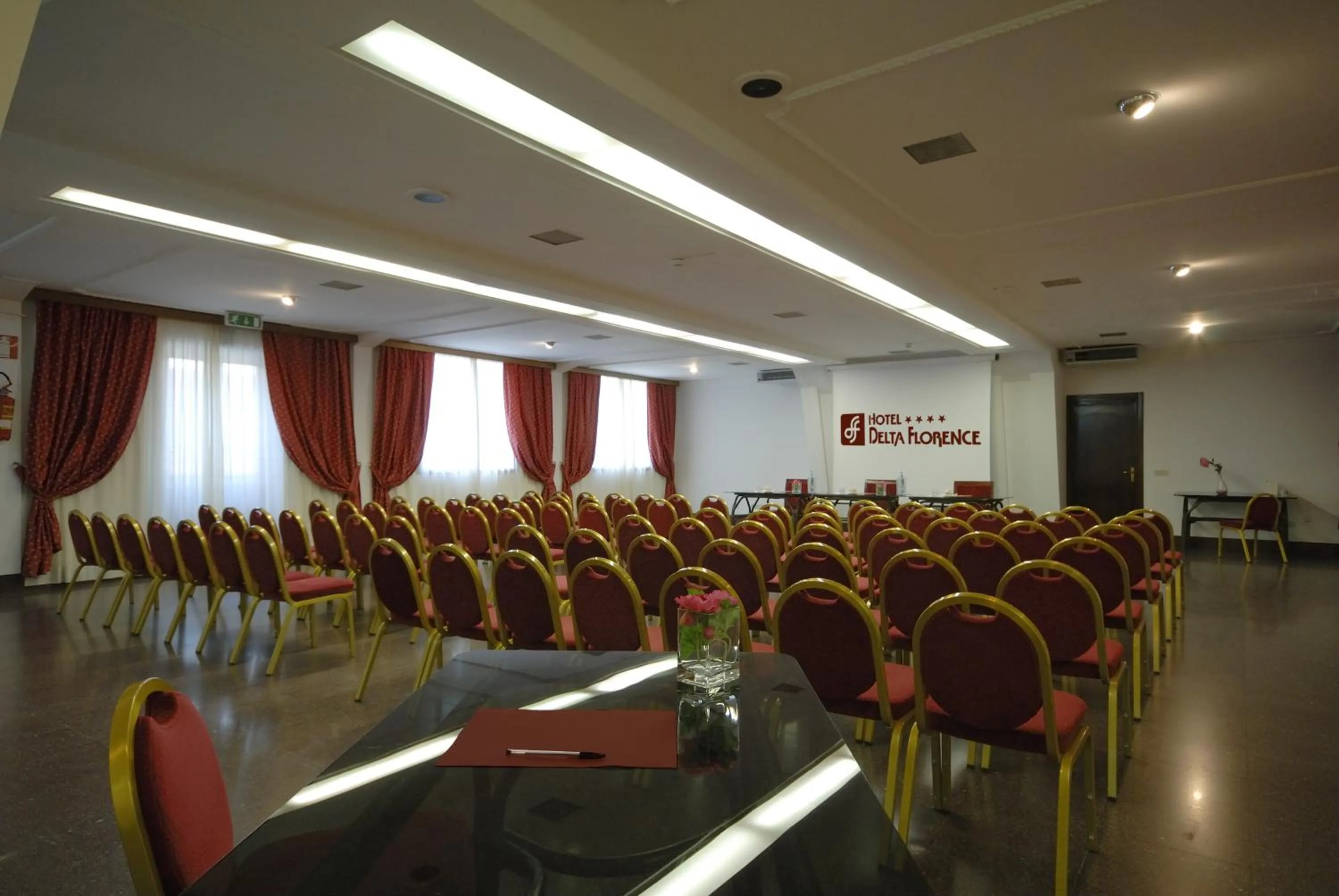 Business facilities in Hotel Delta Florence