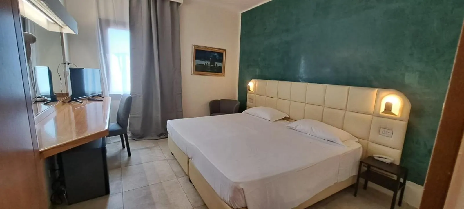 Bed in Hotel Delta Florence