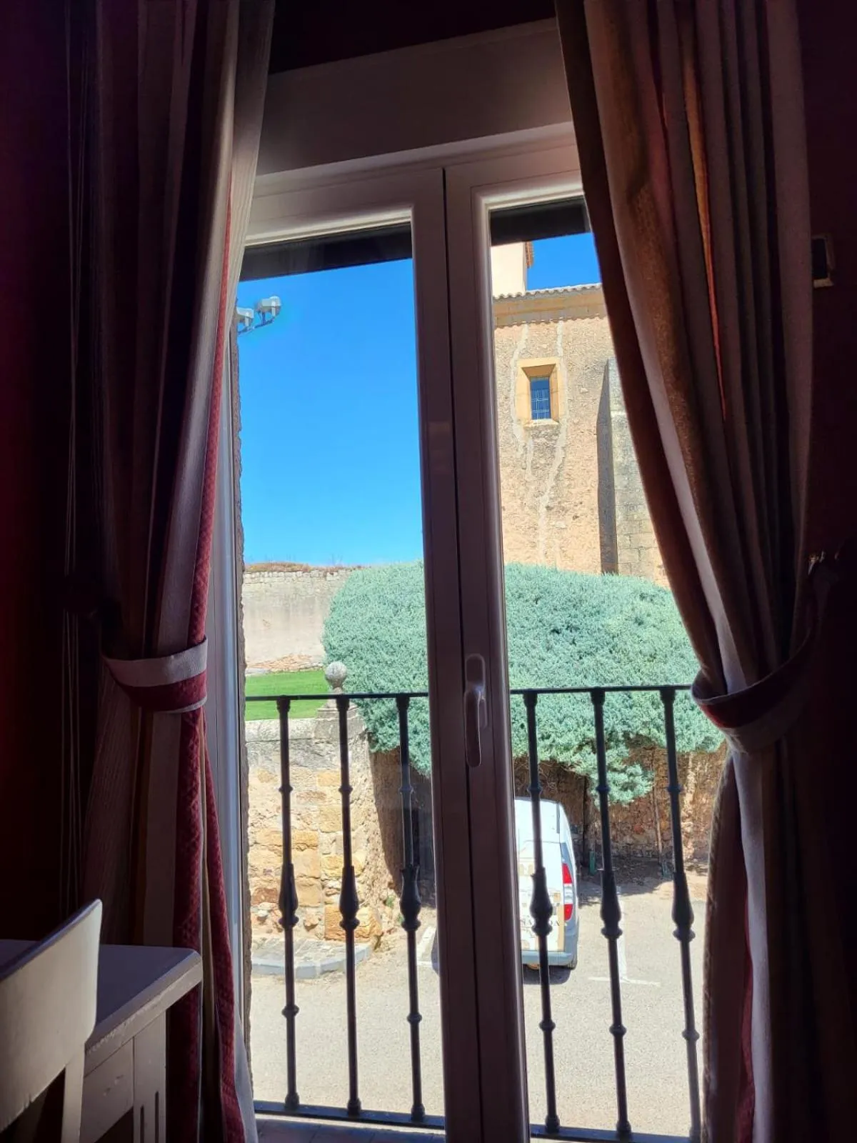 Landmark view in Hotel Leonor Mirón