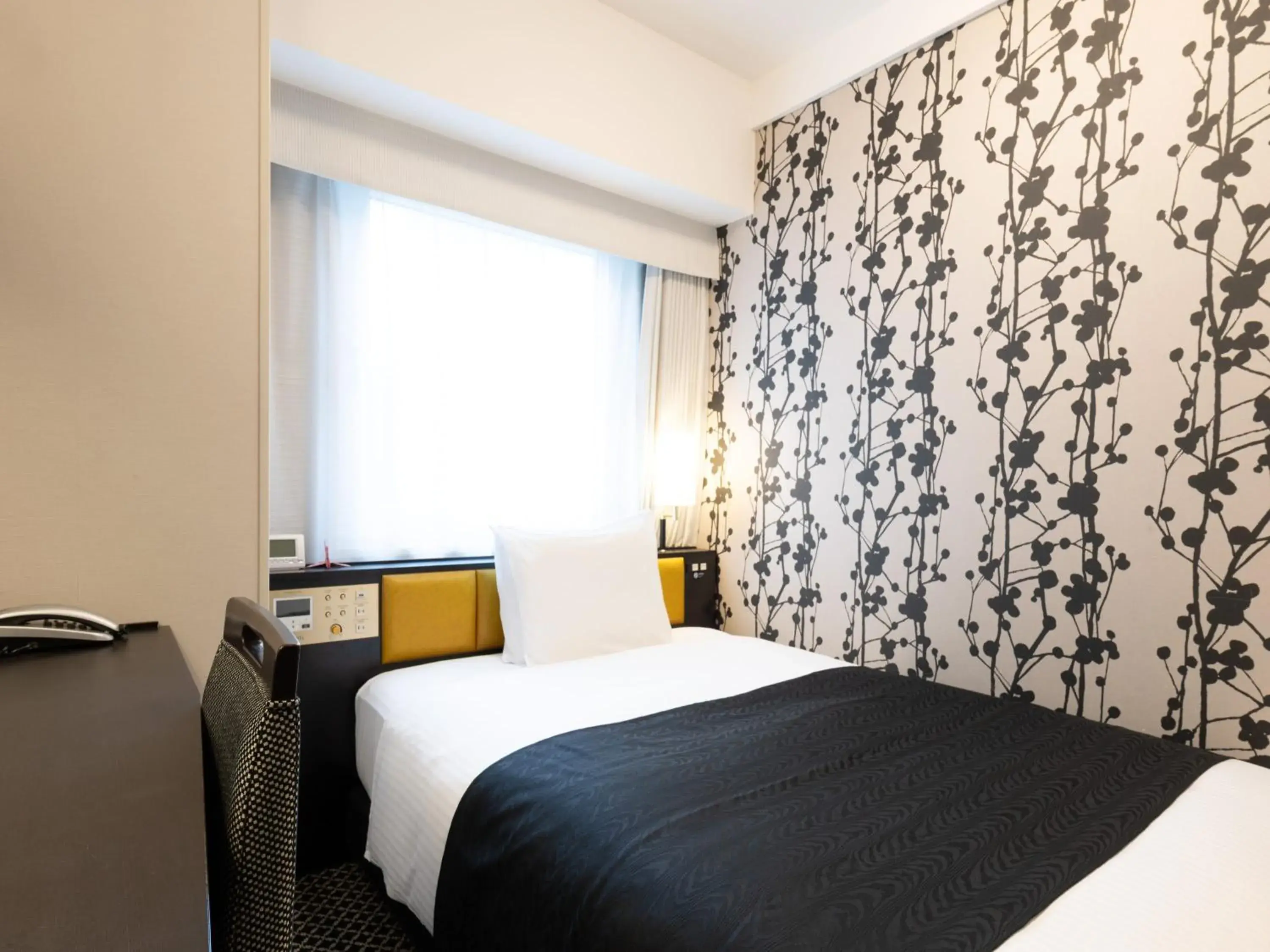 Single Room - Smoking in APA Hotel Shin Osaka Ekiminami Single Room - Smoking in APA Hotel Shin Osaka Ekiminami