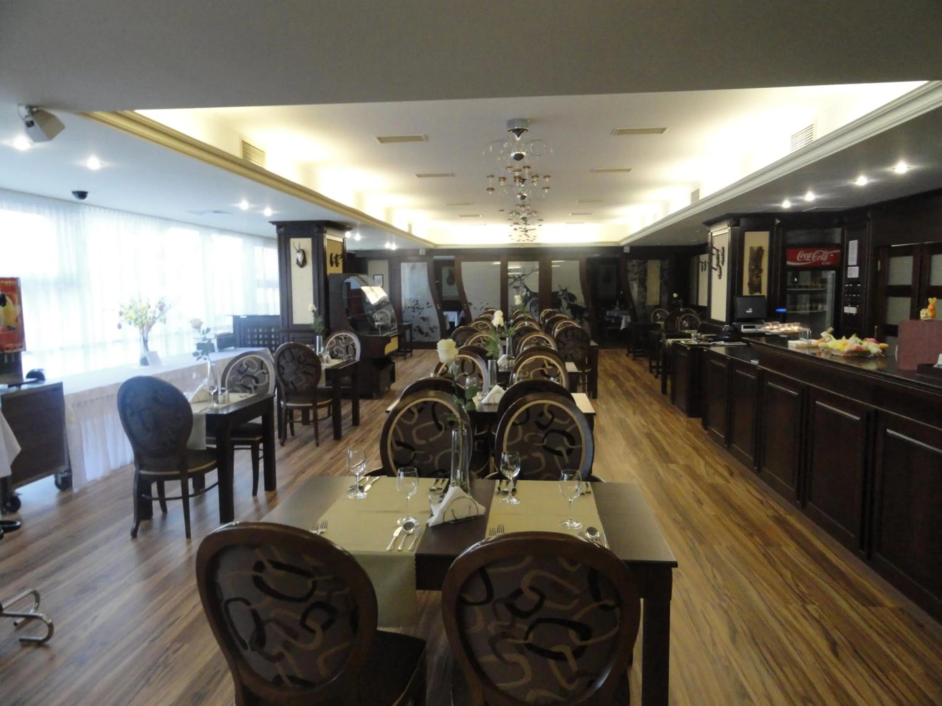 Restaurant/places to eat in Hotel Druzba