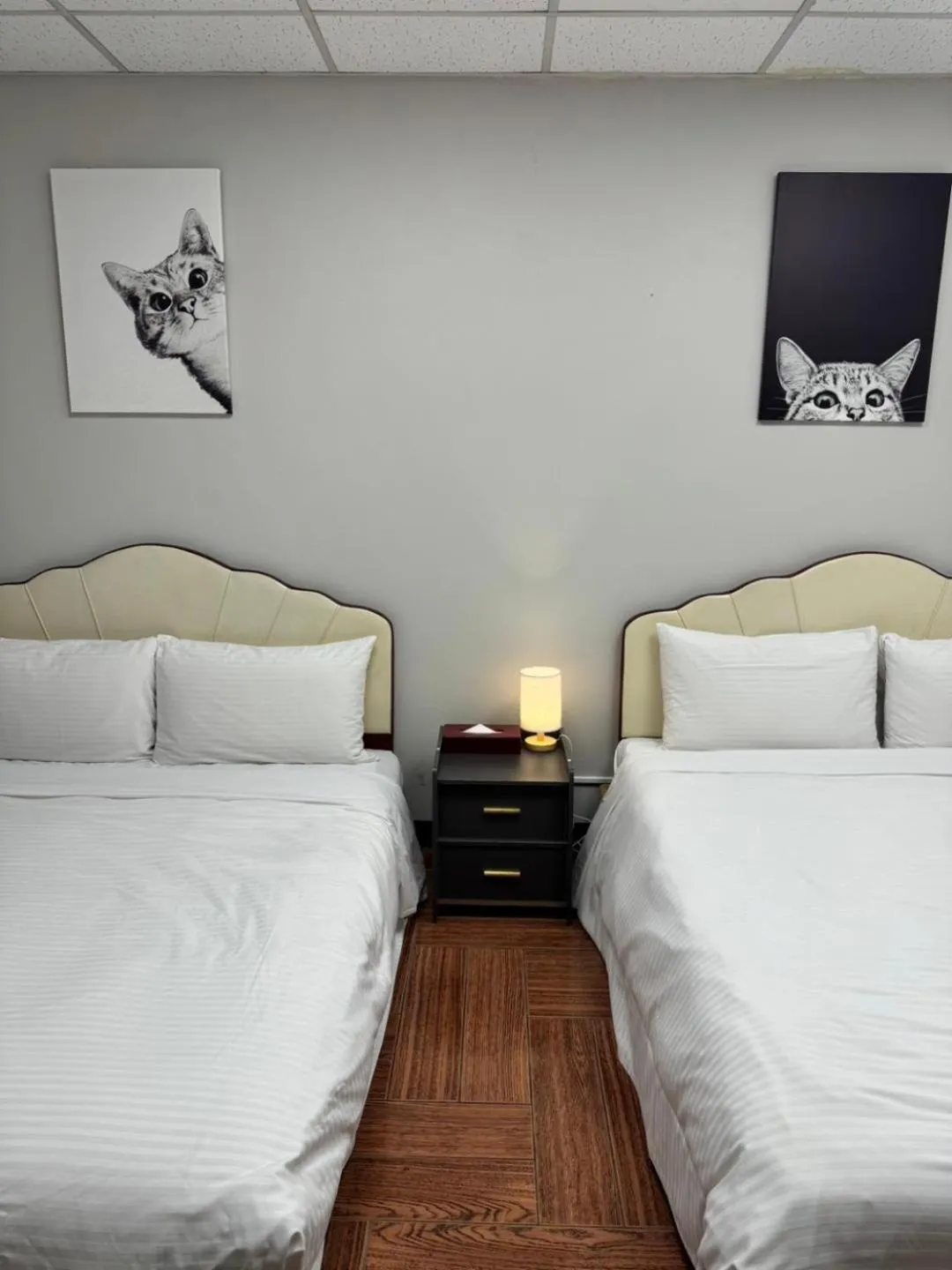 Photo of the whole room, Bed in I Live Motel