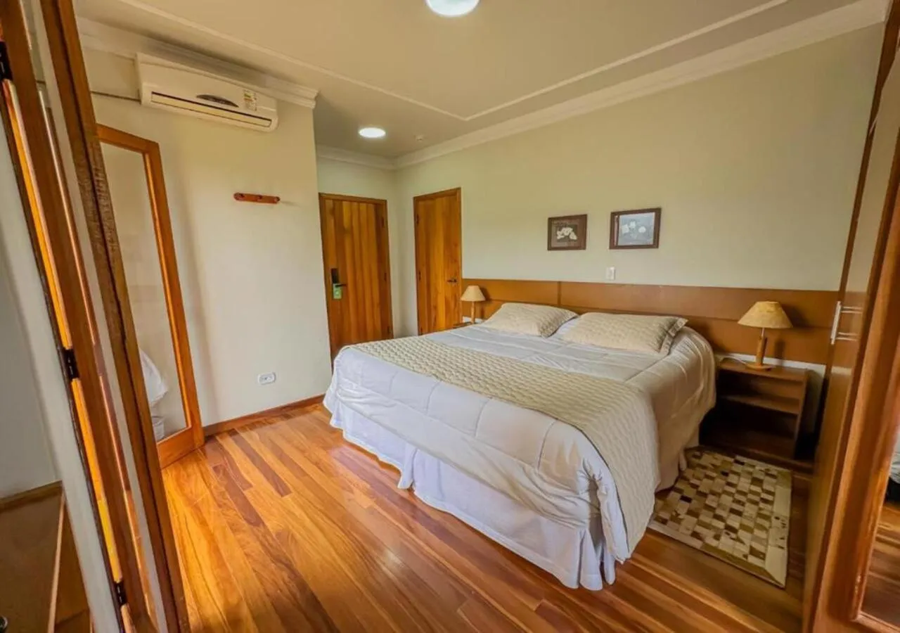 Bedroom, Bed in Pousada Victoria Villa By Nacional Inn - A 800 metros da Vila Capivari