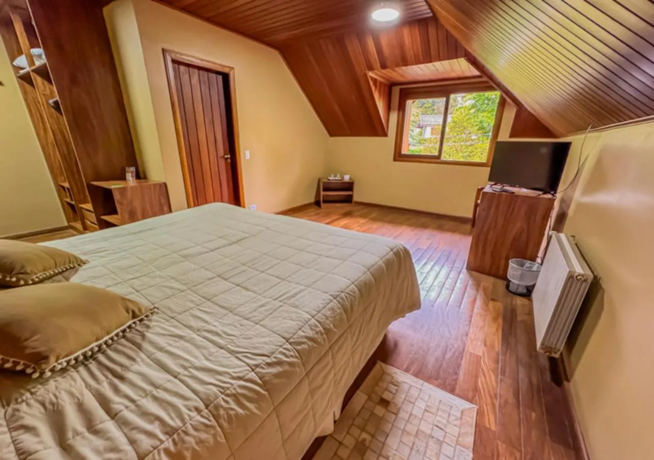 Bedroom, Bed in Pousada Victoria Villa By Nacional Inn - A 800 metros da Vila Capivari